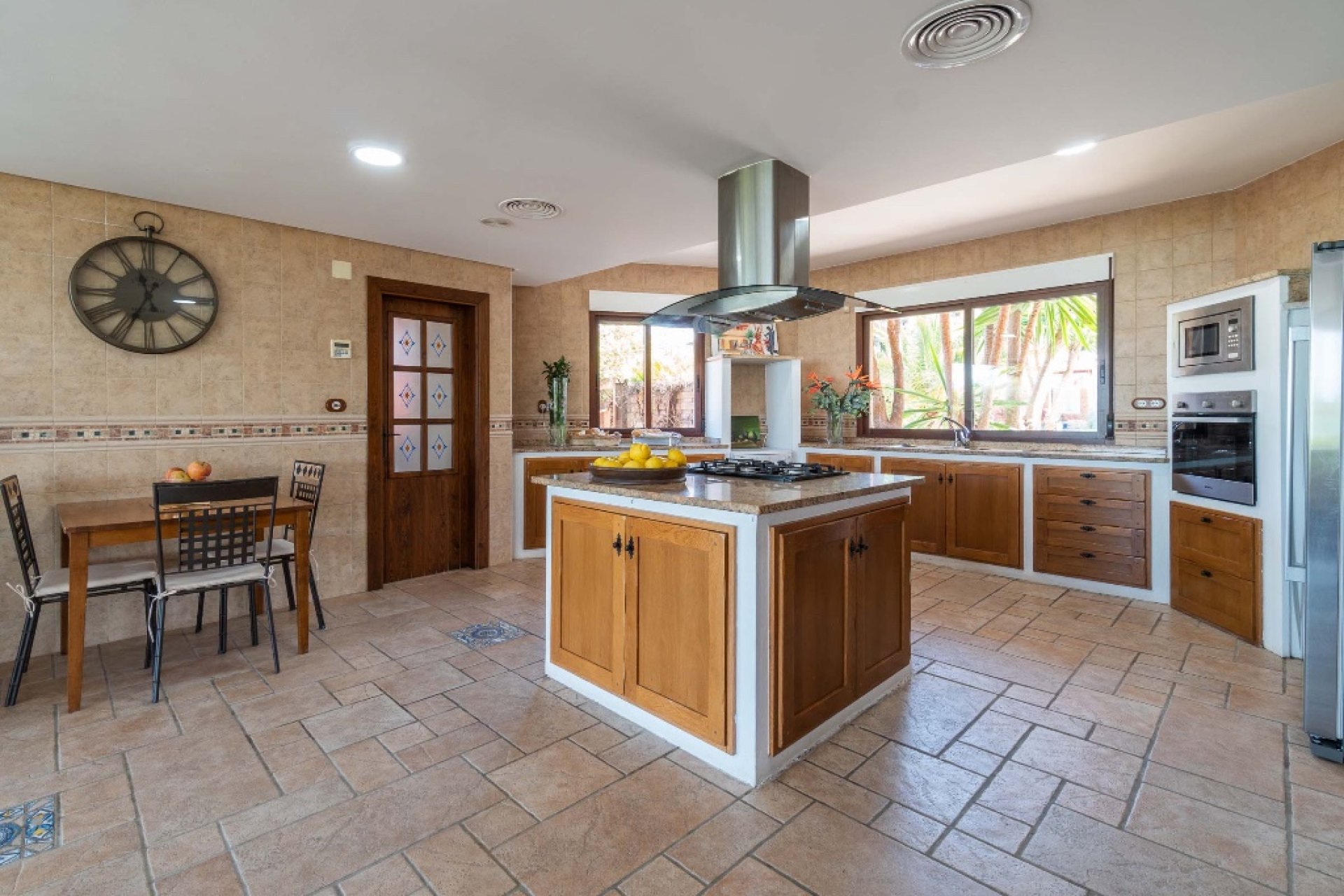 Resale - Villa - Costa Blanca - Orihuela Costa