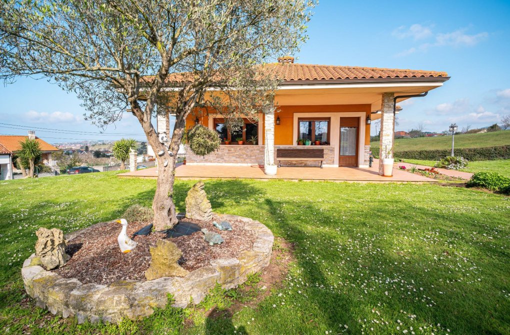 Resale - Villa - Gijon - Granda