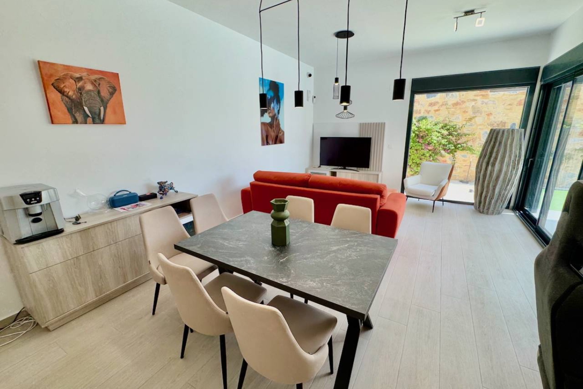 Resale - Villa - La Finca Golf