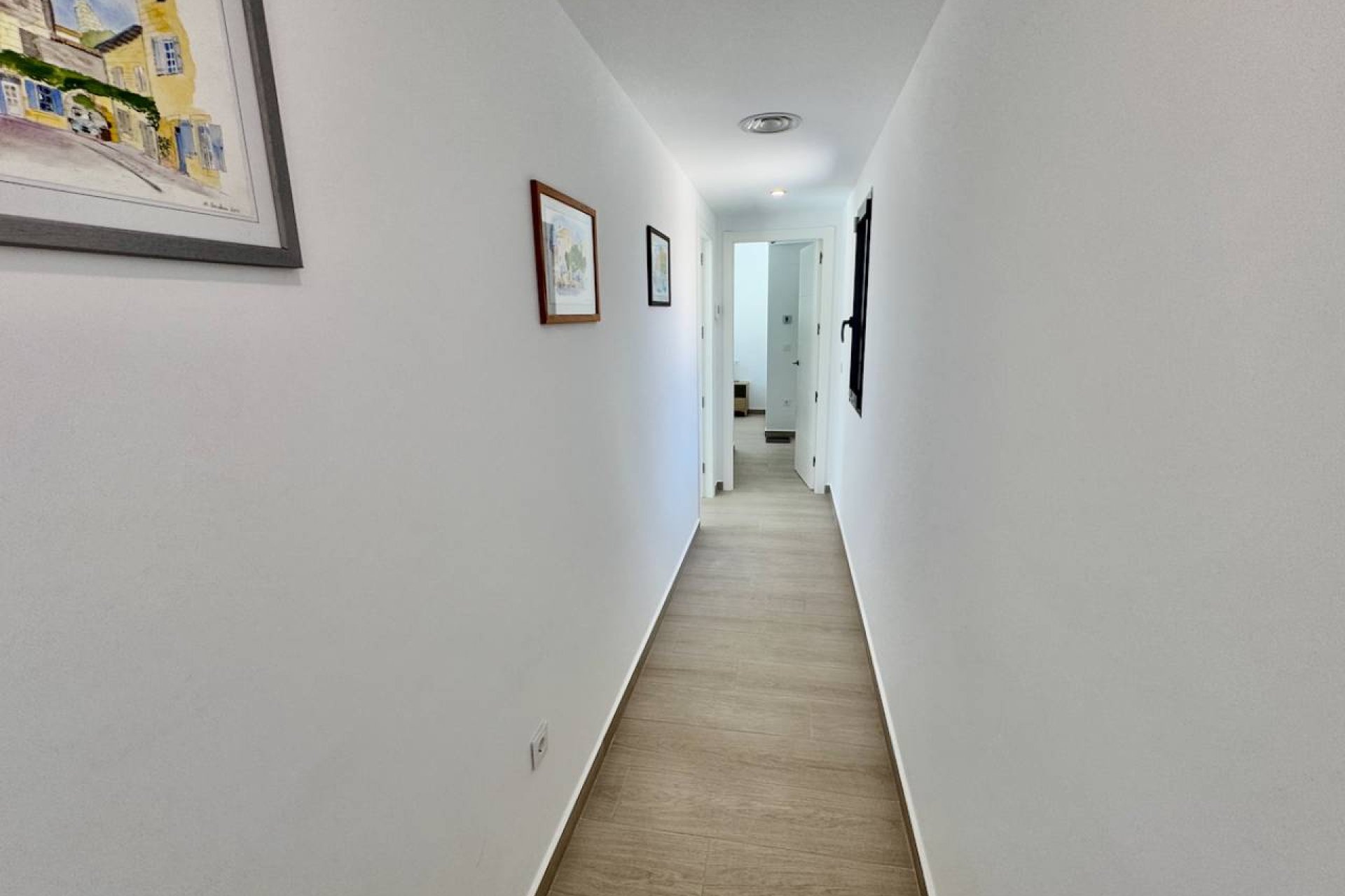 Resale - Villa - La Finca Golf