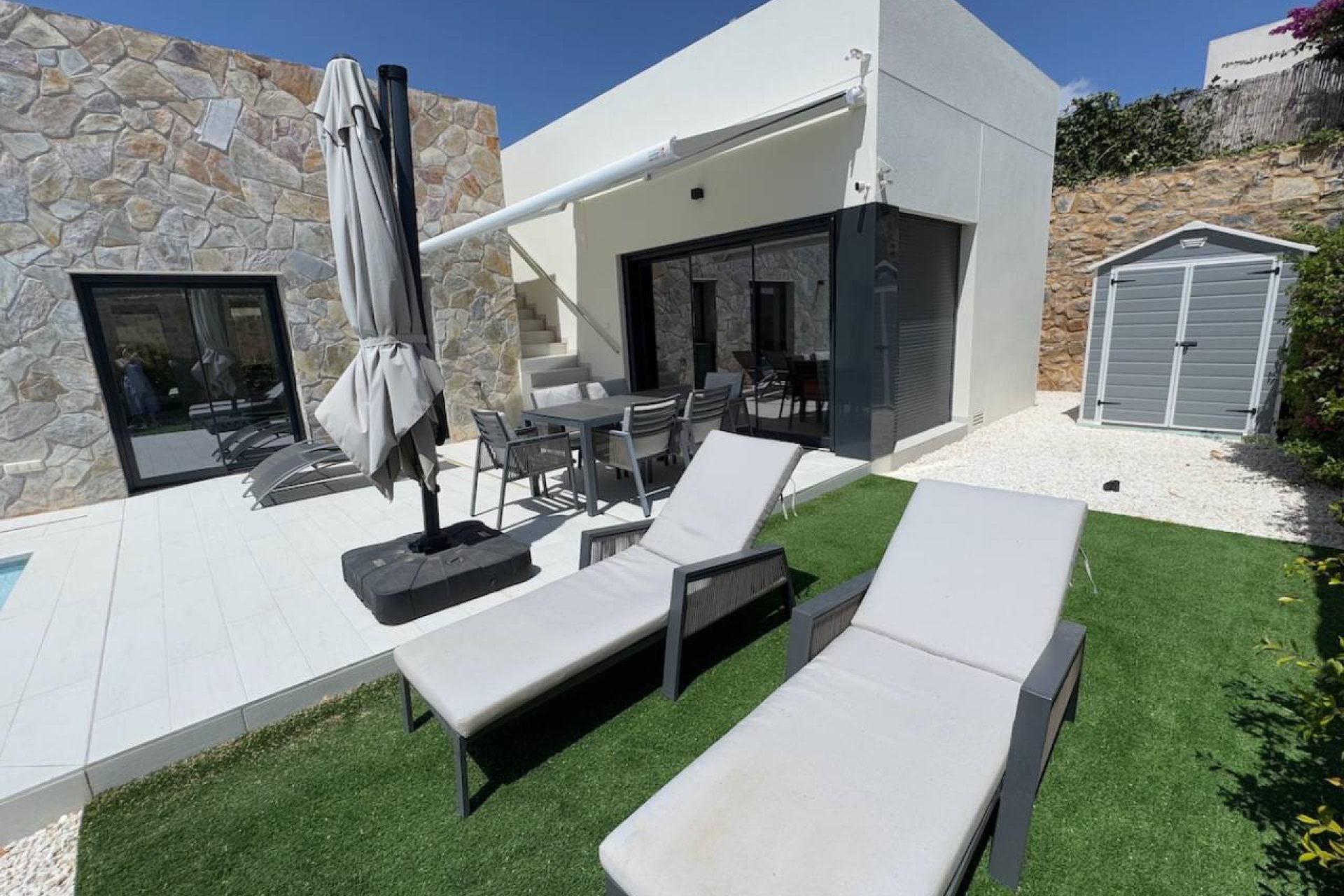 Resale - Villa - La Finca Golf