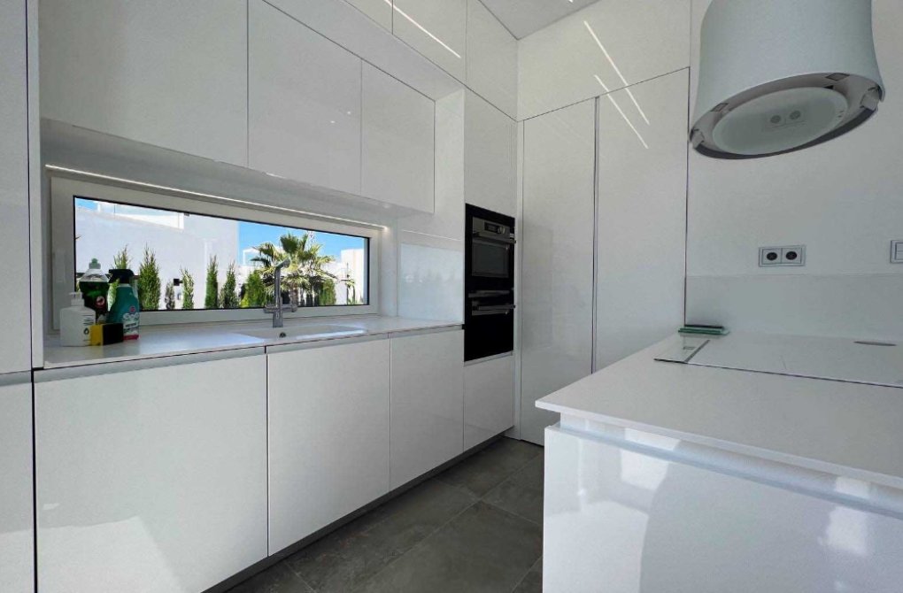 Resale - Villa - Las Colinas - Las Colinas Golf