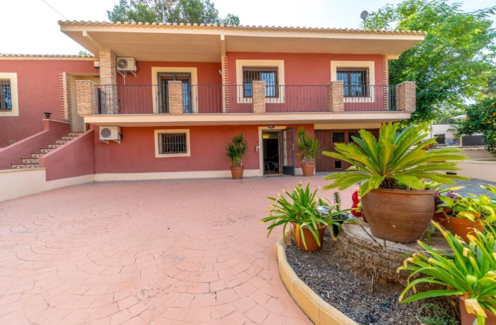 Resale - Villa - Los Balcones, Torrevieja - Los Balcones