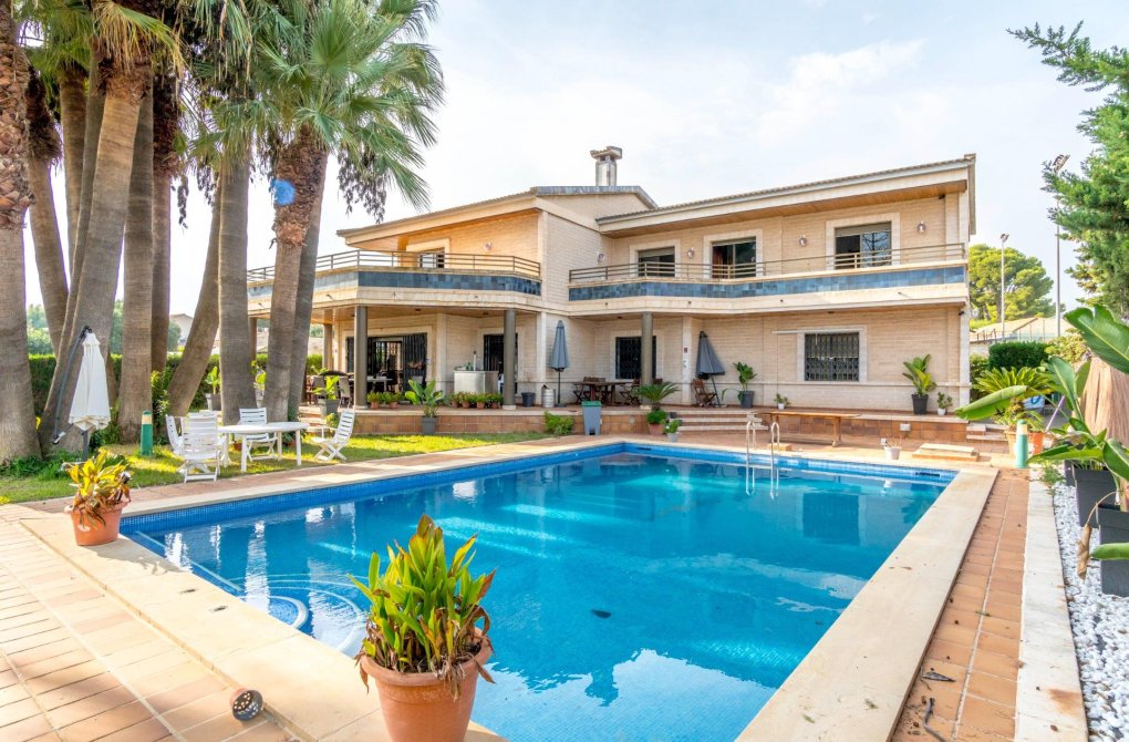 Resale - Villa - Orihuela Costa - Altos de Campoamor