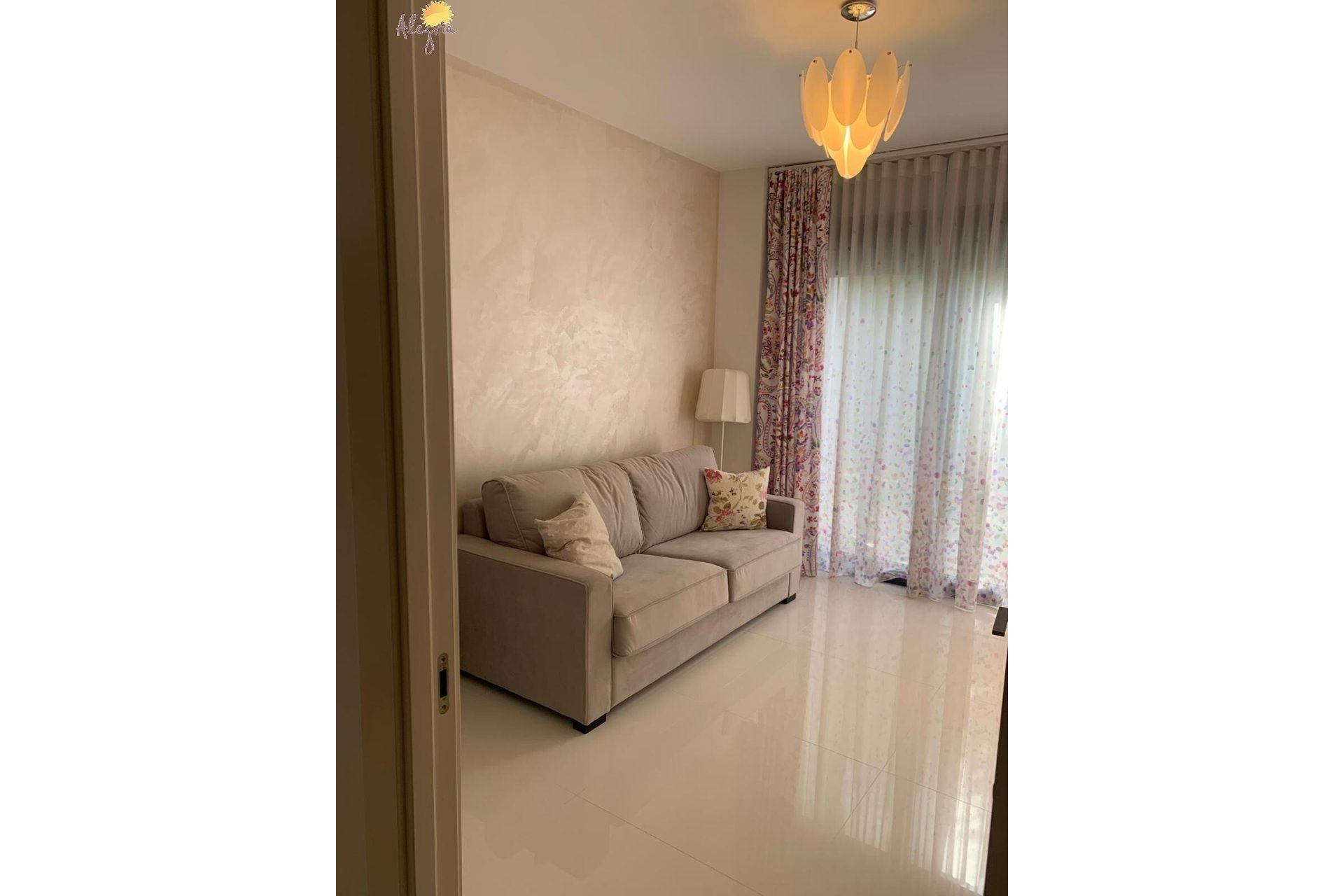 Resale - Villa - Orihuela Costa - Campoamor