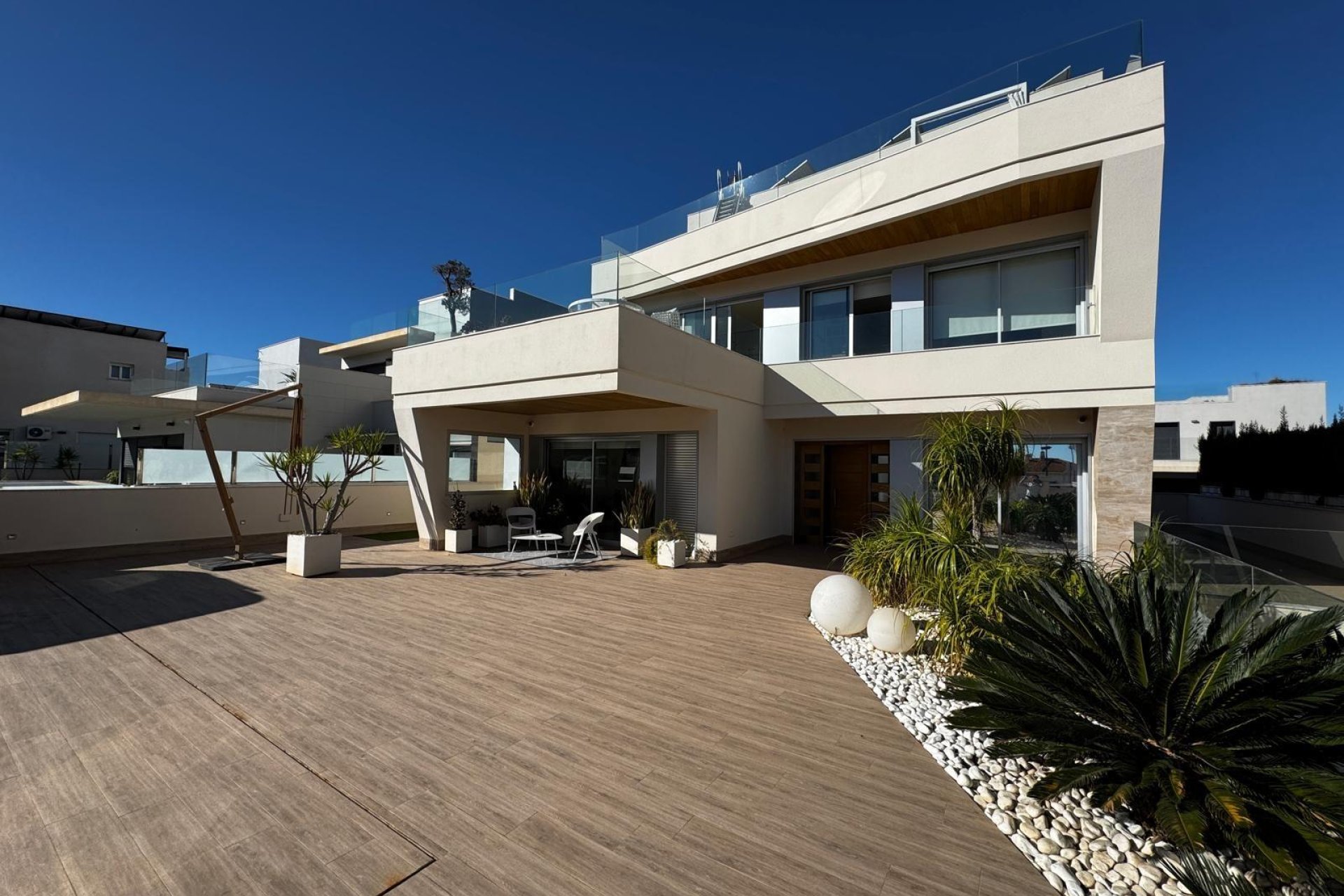 Resale - Villa - Orihuela Costa - Campoamor