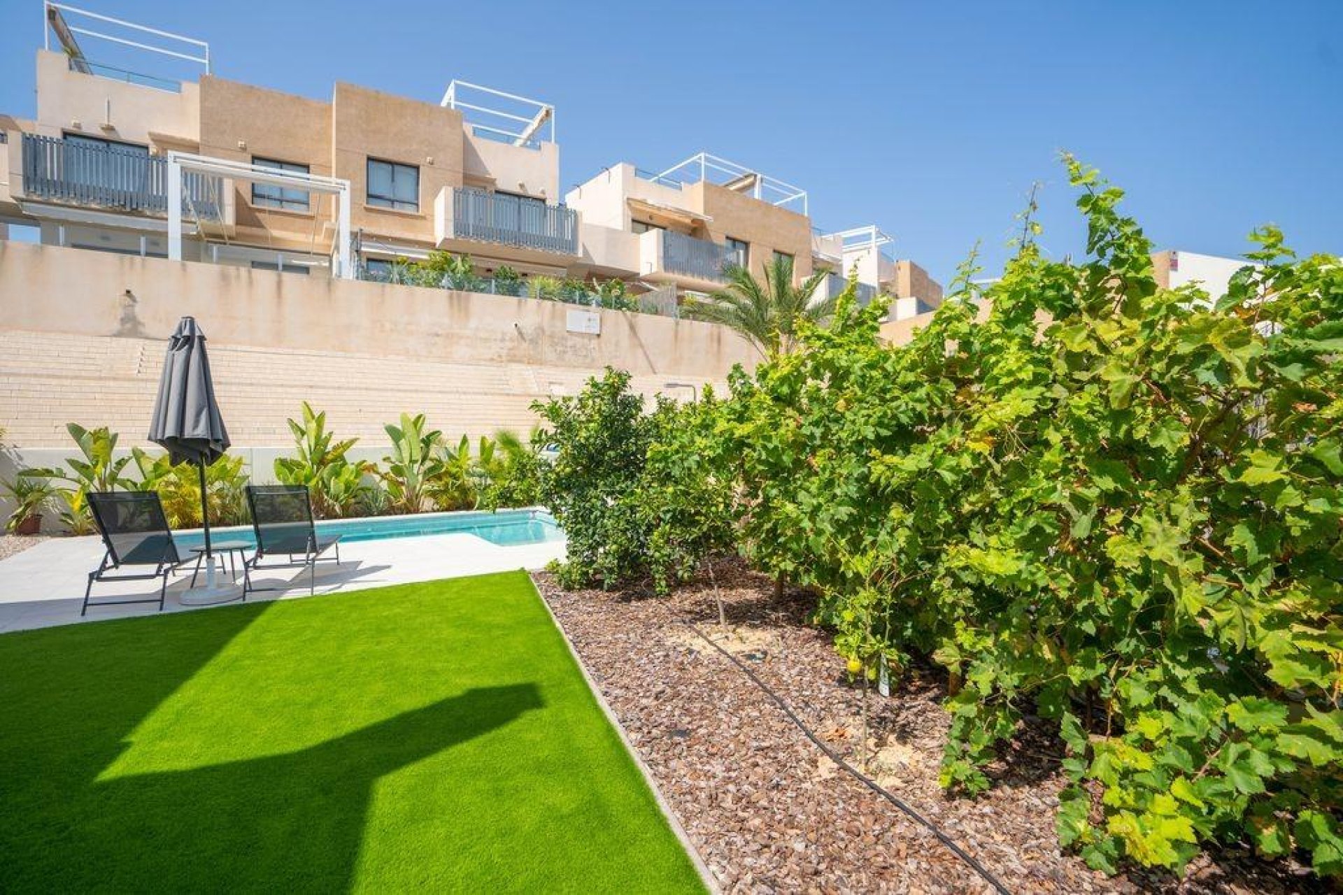 Resale - Villa - Orihuela Costa - La Zenia