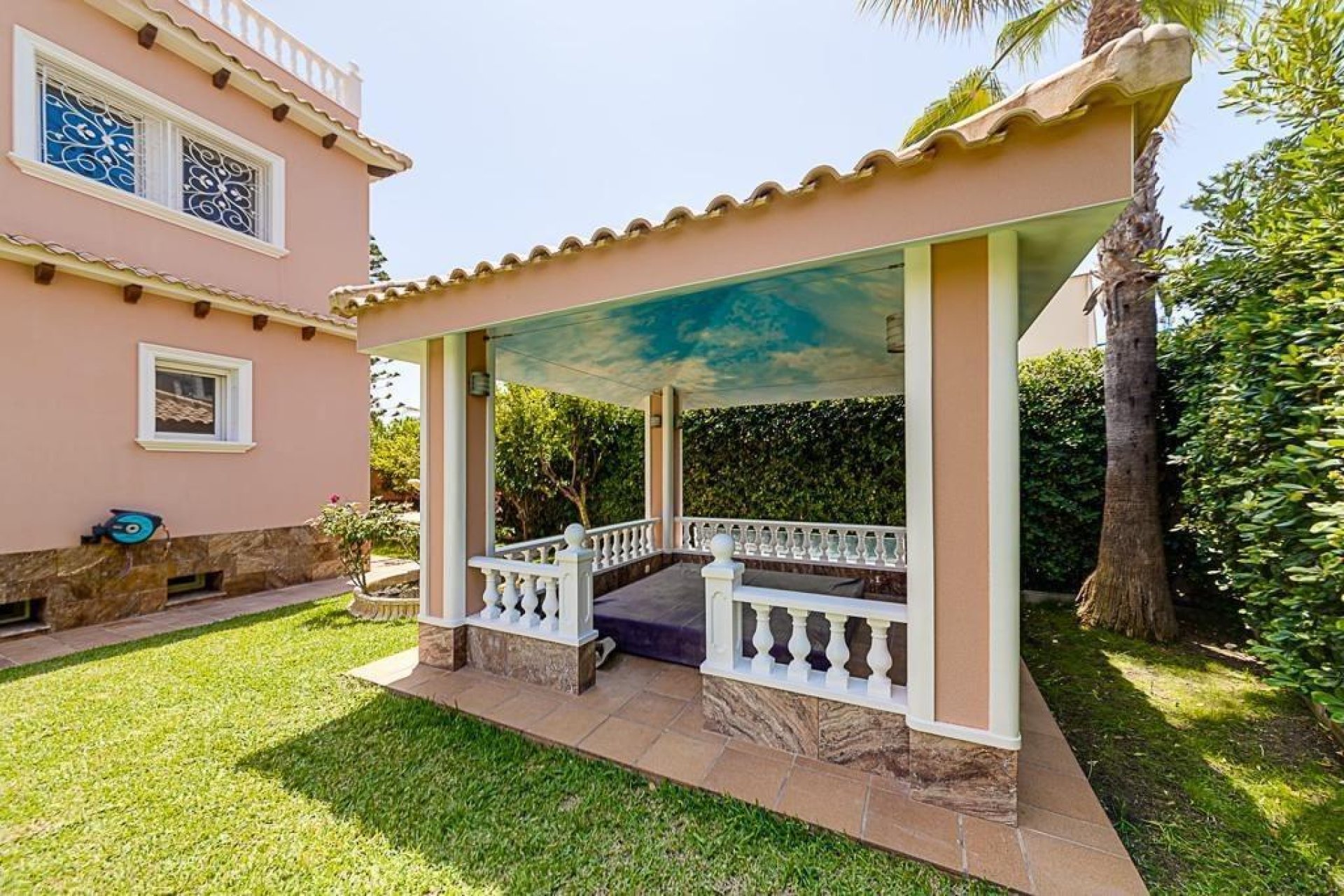 Resale - Villa - Orihuela Costa - La Zenia