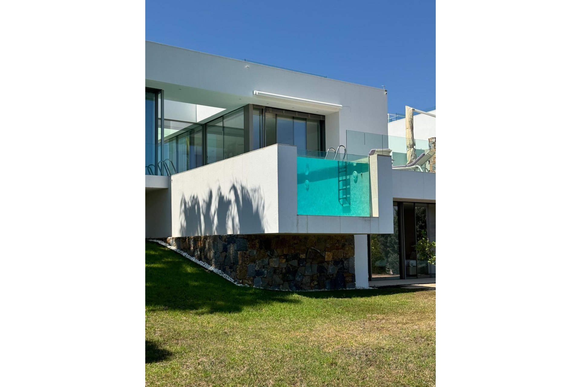 Resale - Villa - Orihuela Costa - Las Colinas Golf