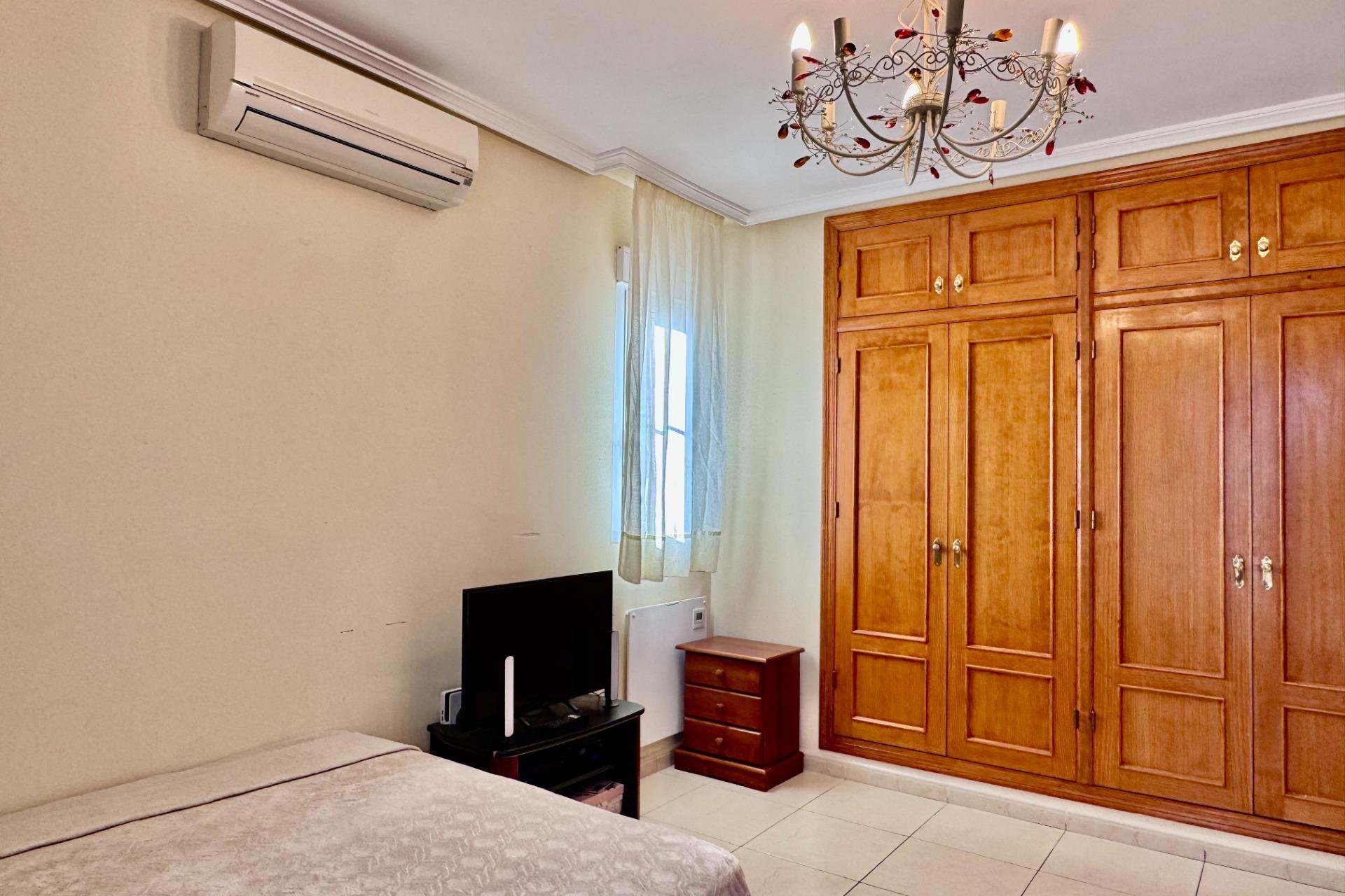 Resale - Villa - Orihuela Costa - Lomas de Cabo Roig-Los Dolses