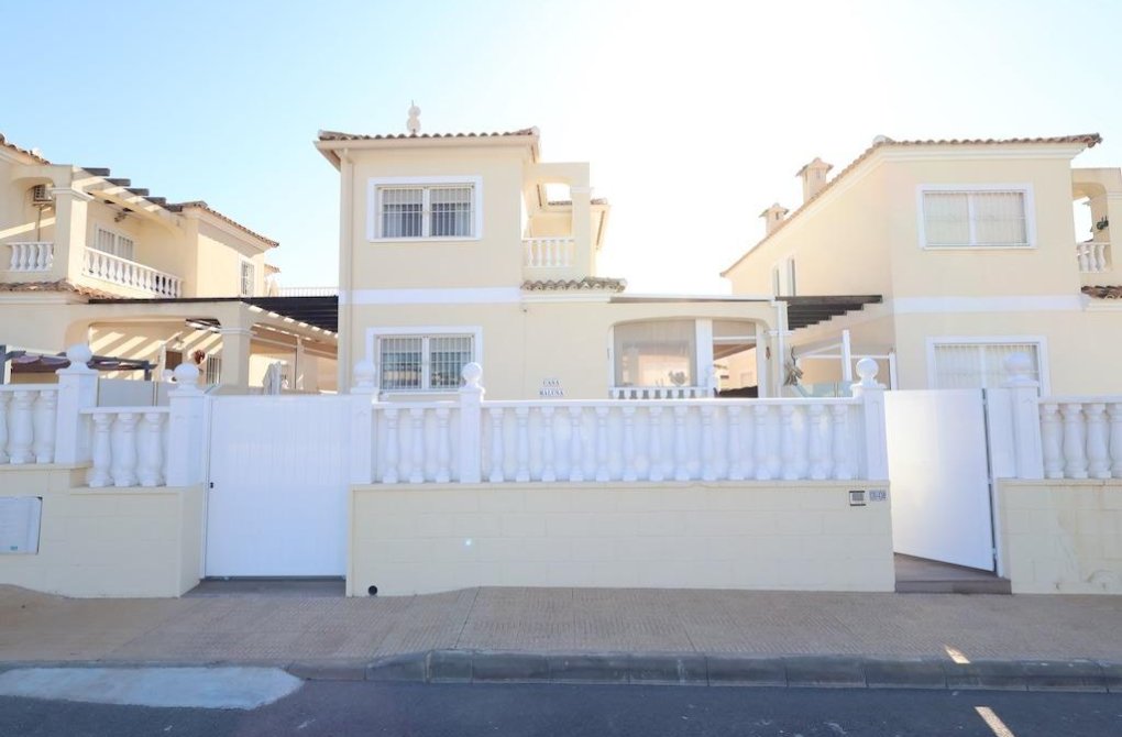 Resale - Villa - Orihuela Costa - Lomas de Cabo Roig