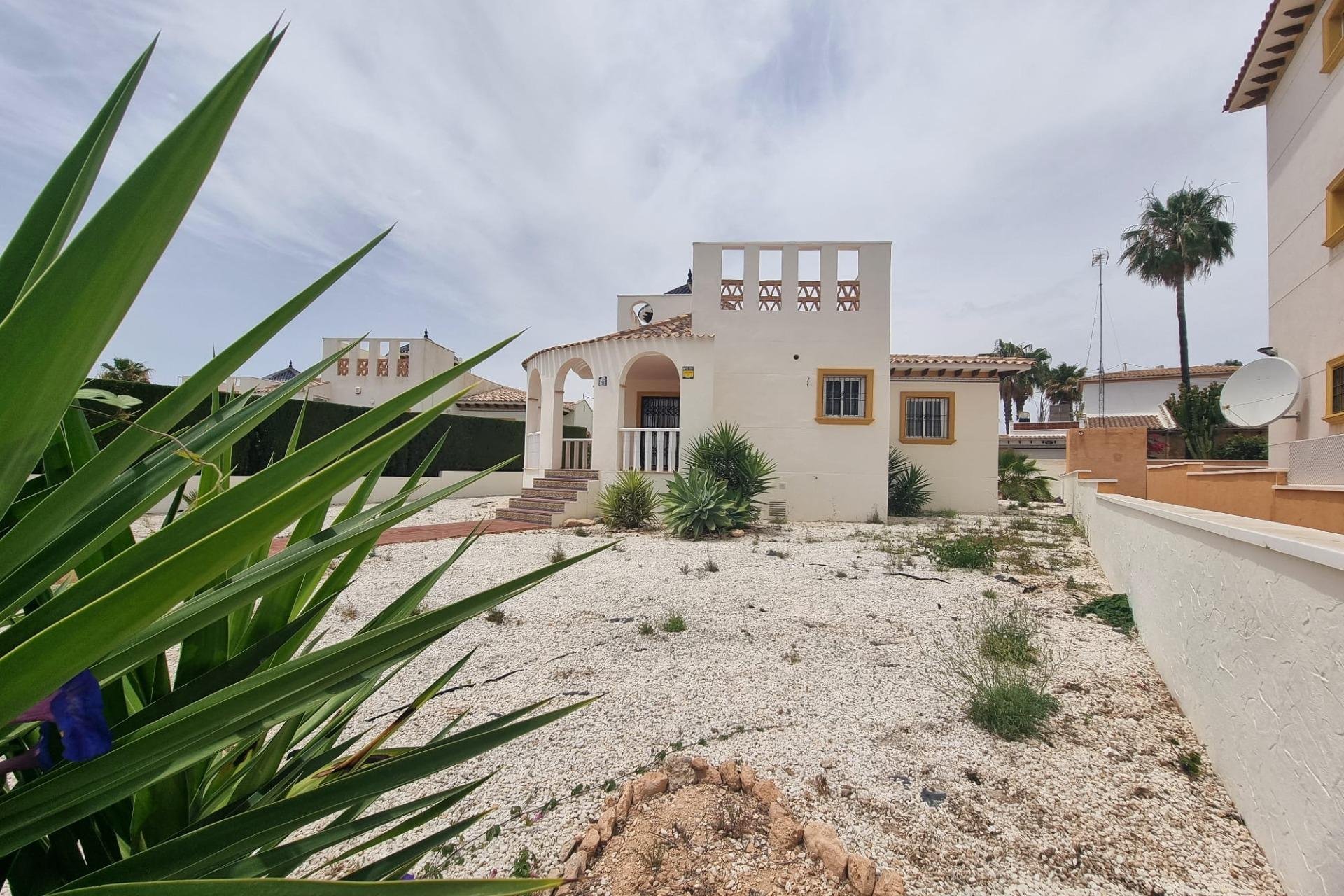 Resale - Villa - Orihuela Costa - Lomas de Cabo Roig