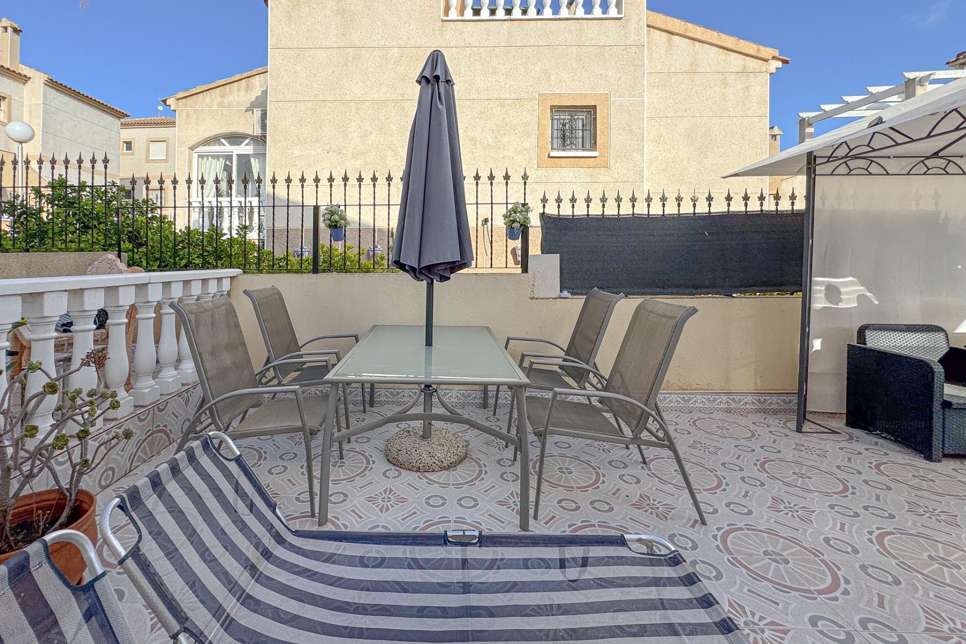 Resale - Villa - Orihuela Costa - Los Altos