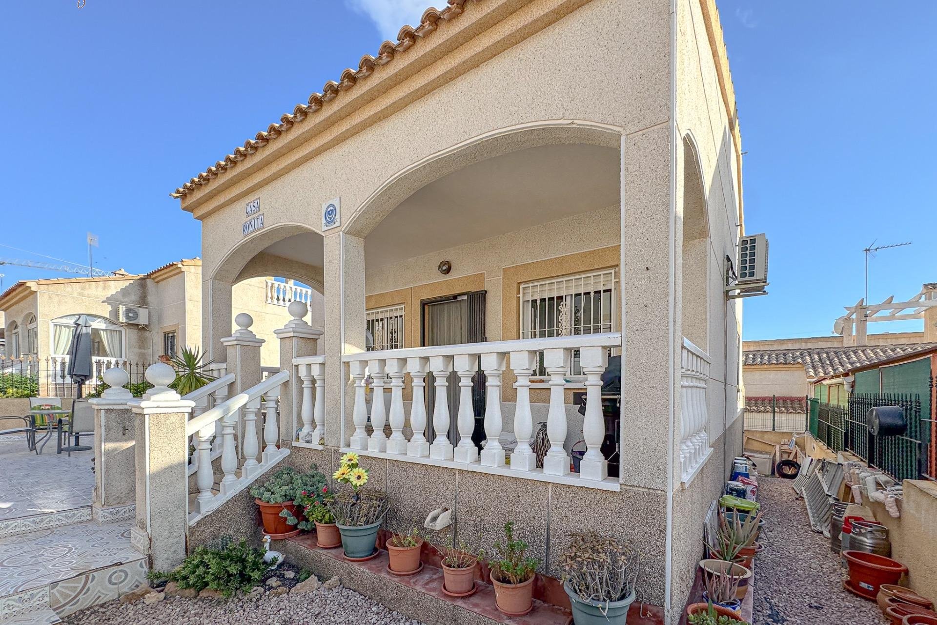 Resale - Villa - Orihuela Costa - Los Altos