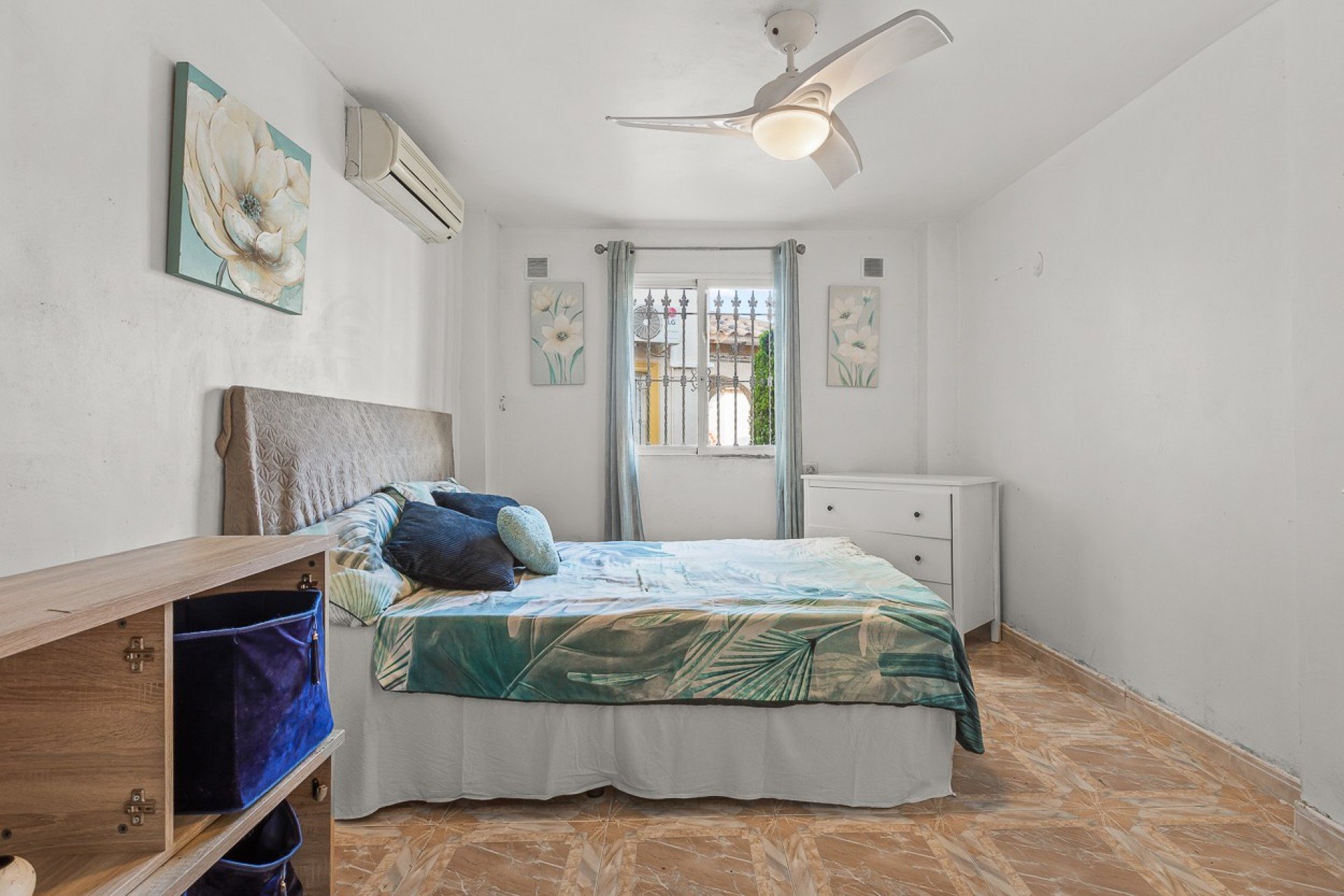 Resale - Villa - Orihuela Costa - Playa Flamenca