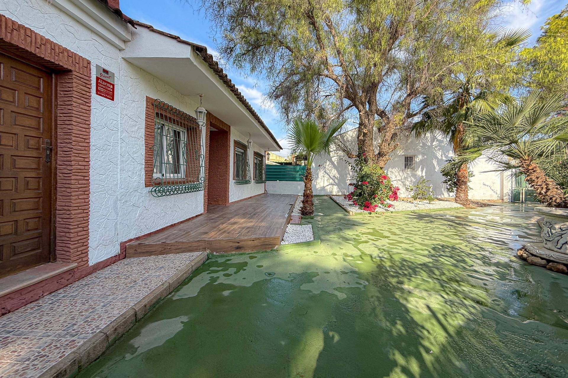 Resale - Villa - Orihuela - Desamparados-Hurchillo-Torremendo