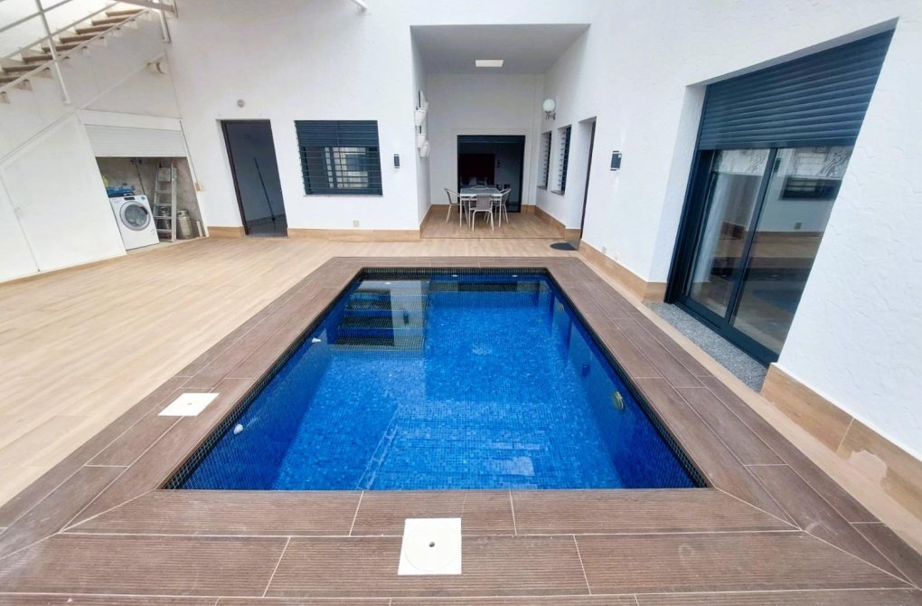 Resale - Villa - Pilar de la Horadada - TORRE DE LA HORADADA