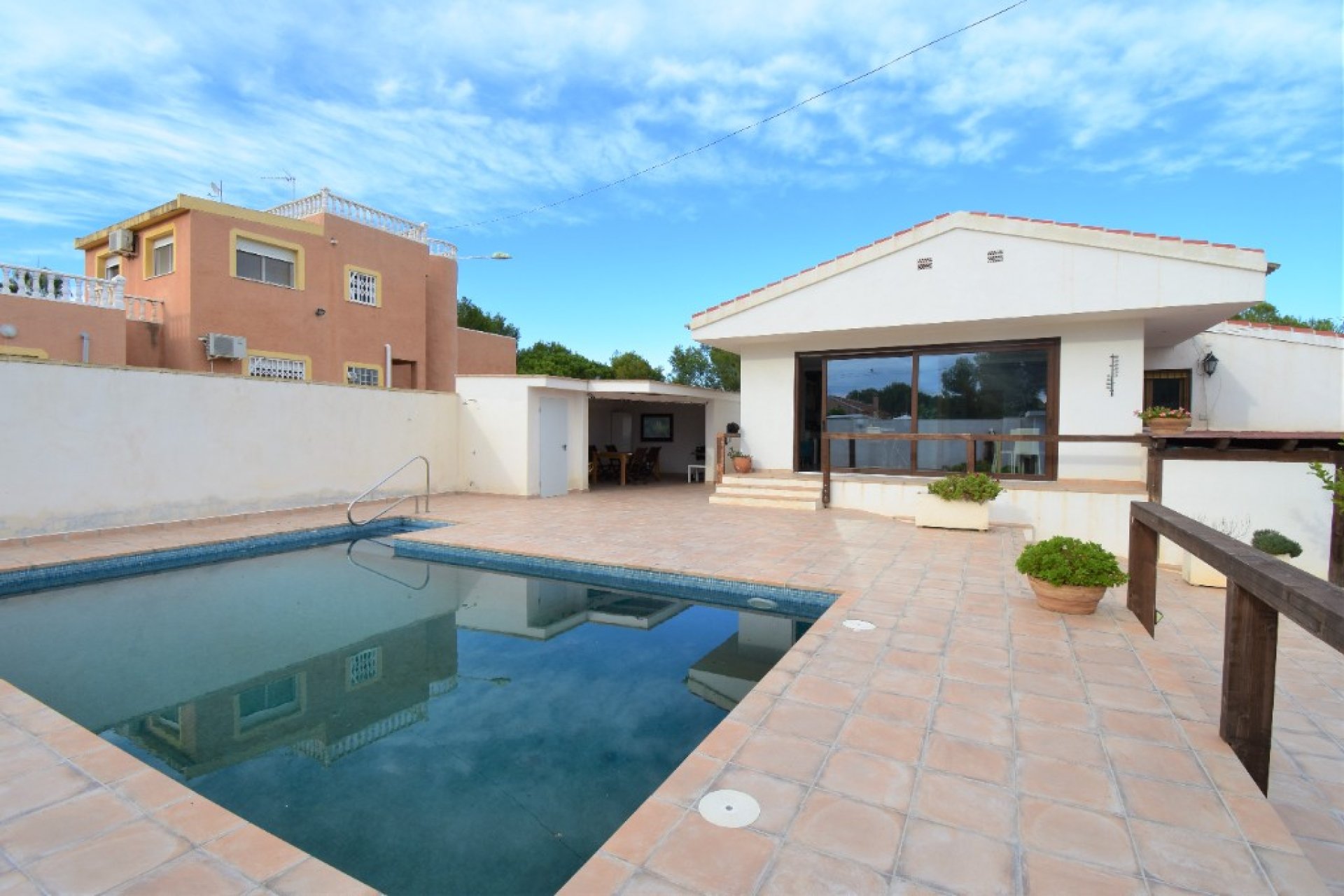 Resale - Villa - Pinar de Campoverde