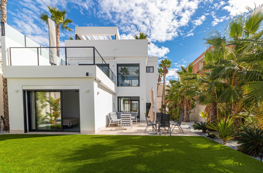 Resale - Villa - San Fulgencio - urb.la marina