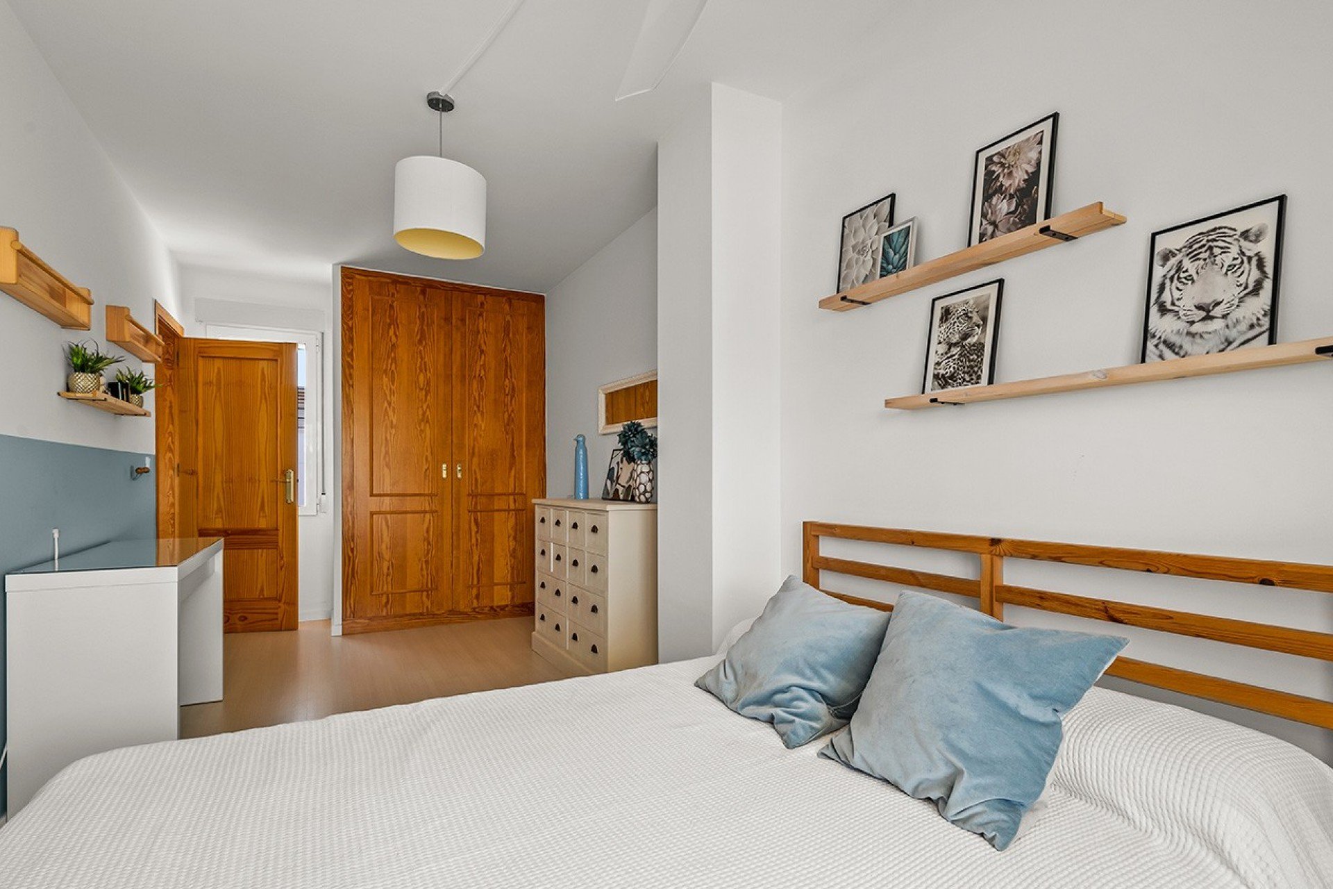 Resale - Villa / Semi-detached - Torre de la Horadada - Pueblo Latino