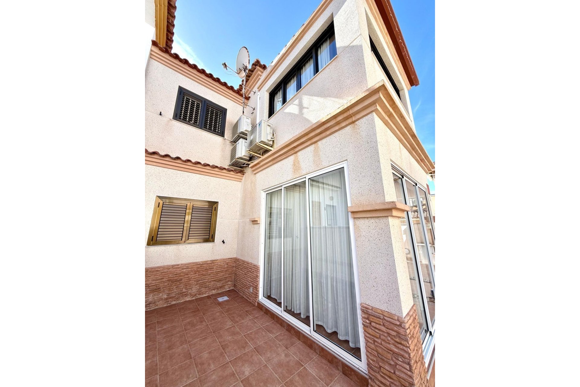 Resale - Villa - Torrevieja - Aguas Nuevas