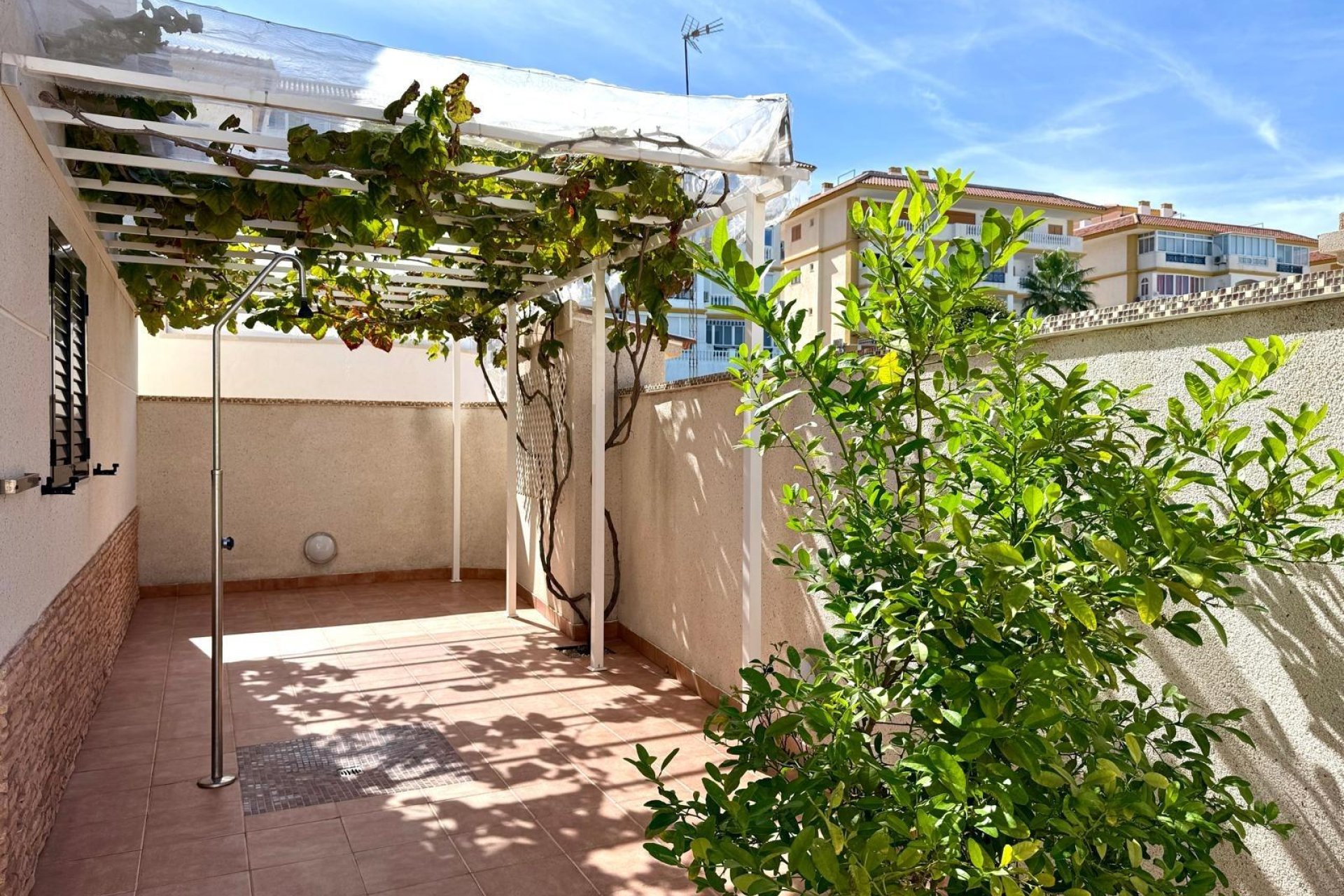 Resale - Villa - Torrevieja - Aguas Nuevas