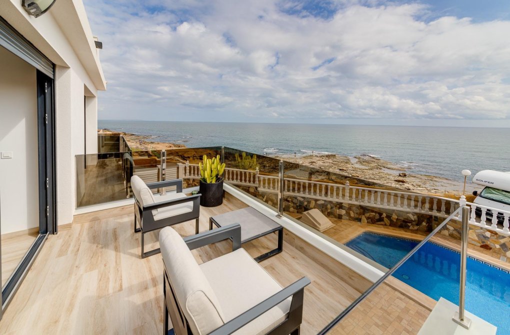 Resale - Villa - Torrevieja - Cabo cervera