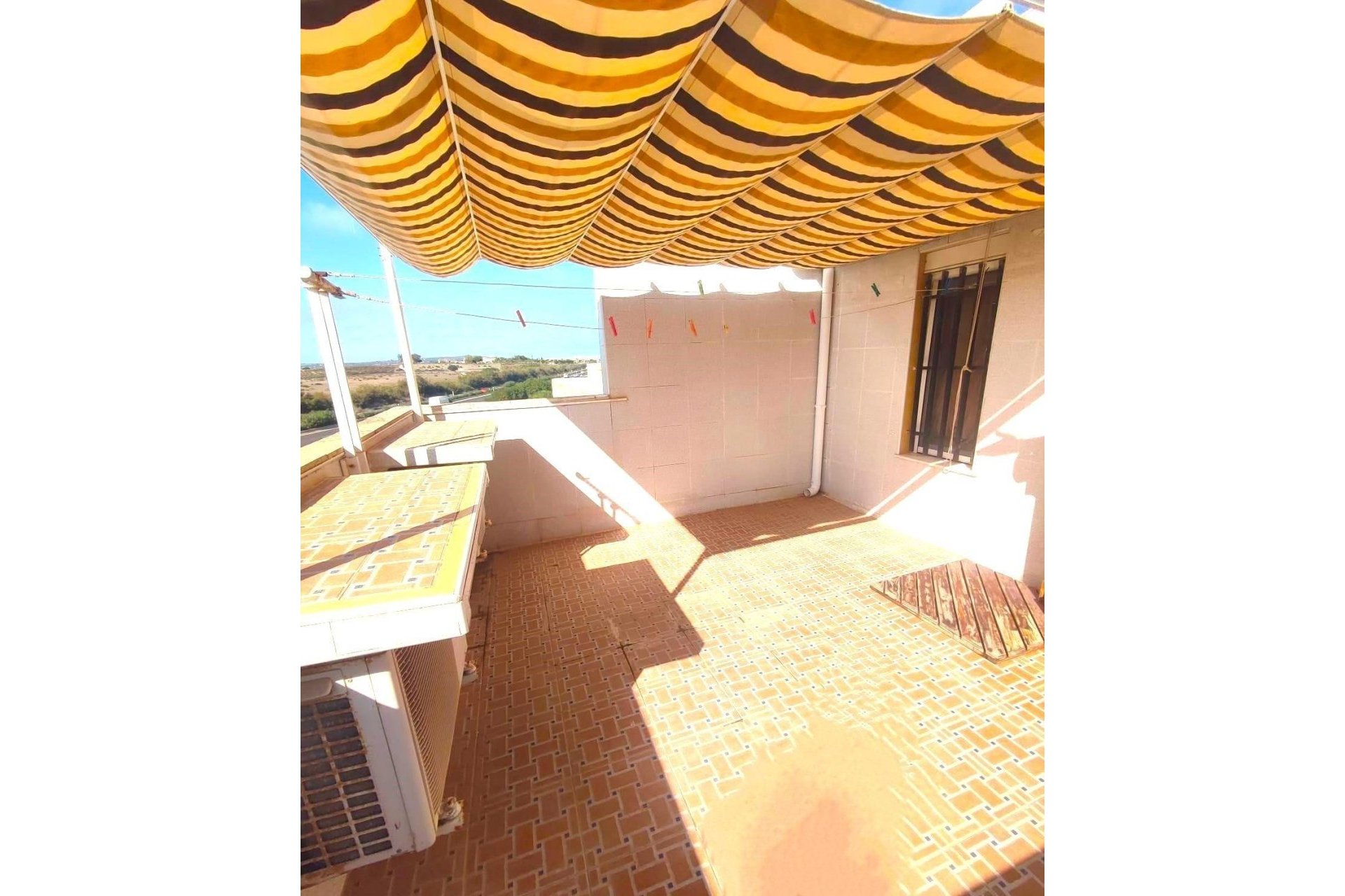 Resale - Villa - Torrevieja - La Mata