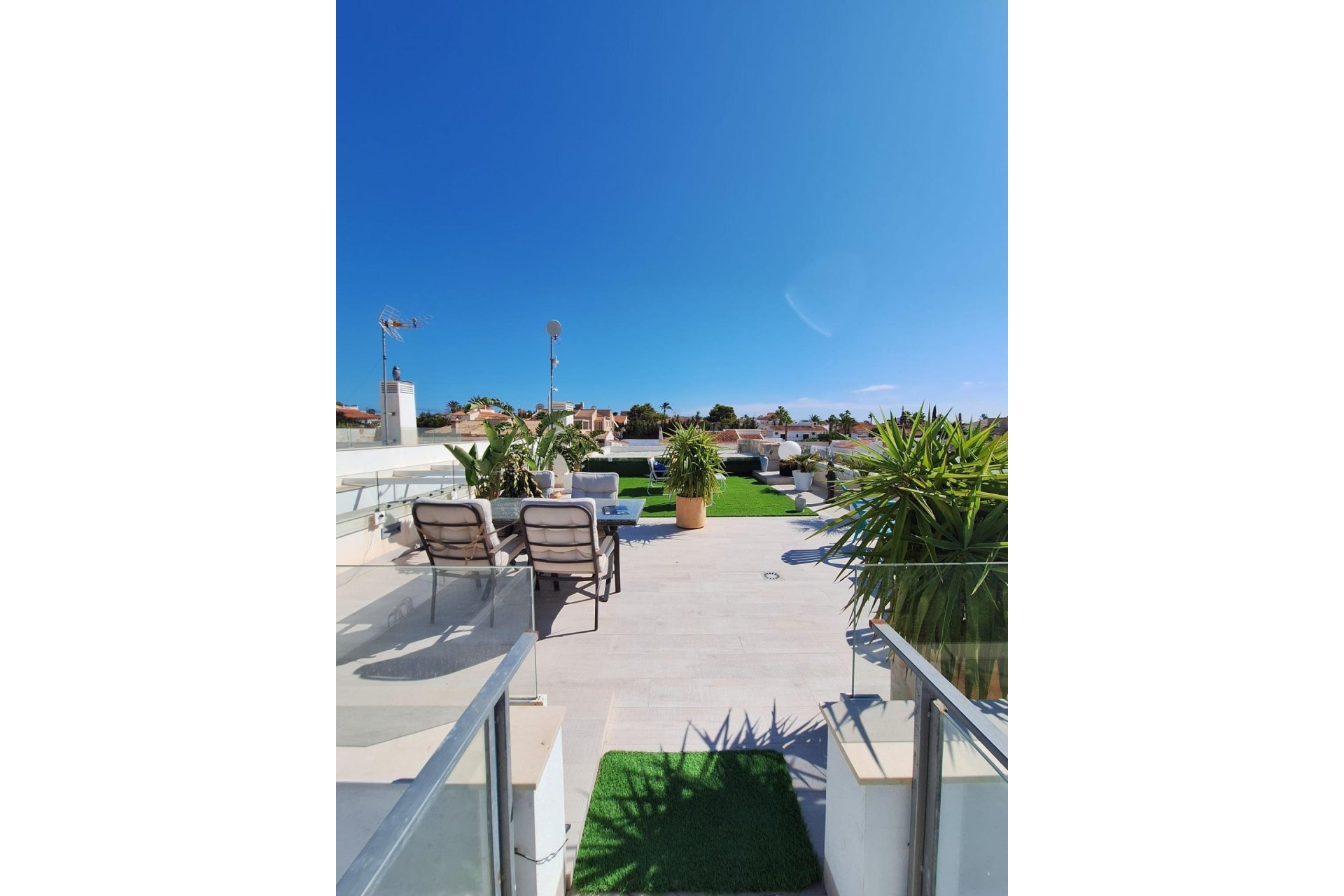 Resale - Villa - Torrevieja - La siesta