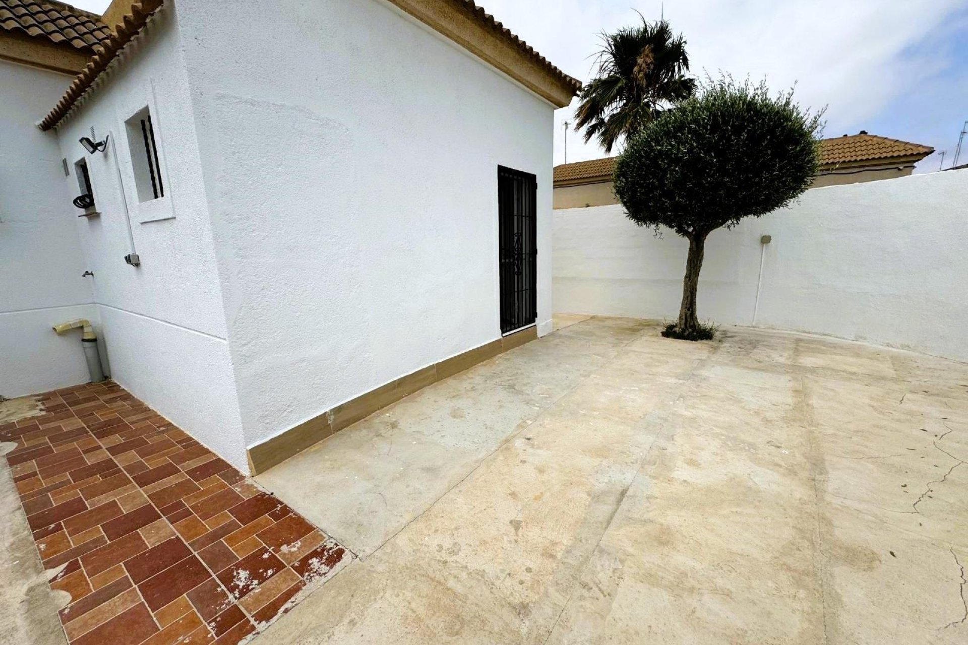 Resale - Villa - Torrevieja - Las calas