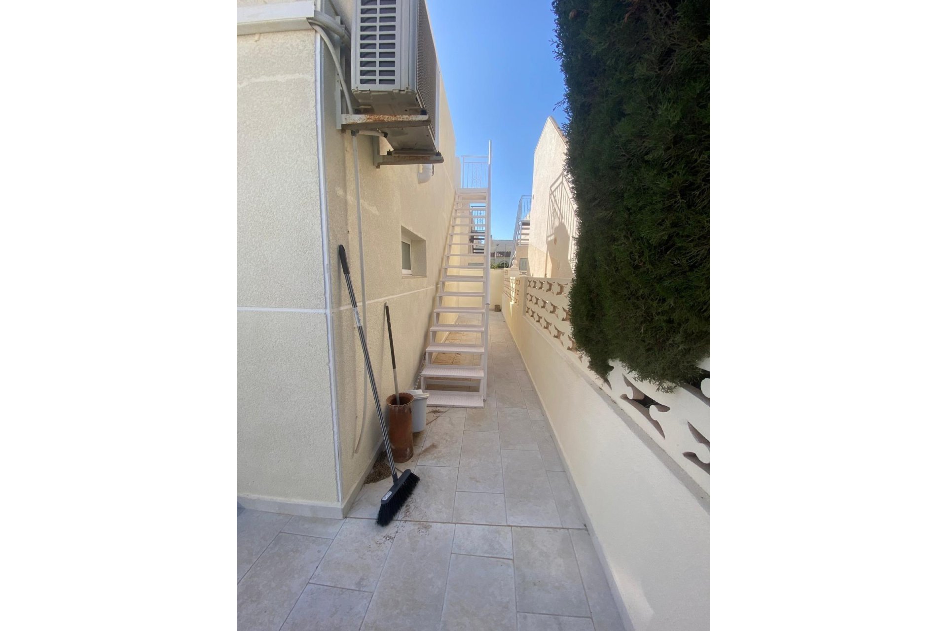 Resale - Villa - Torrevieja - Torreblanca