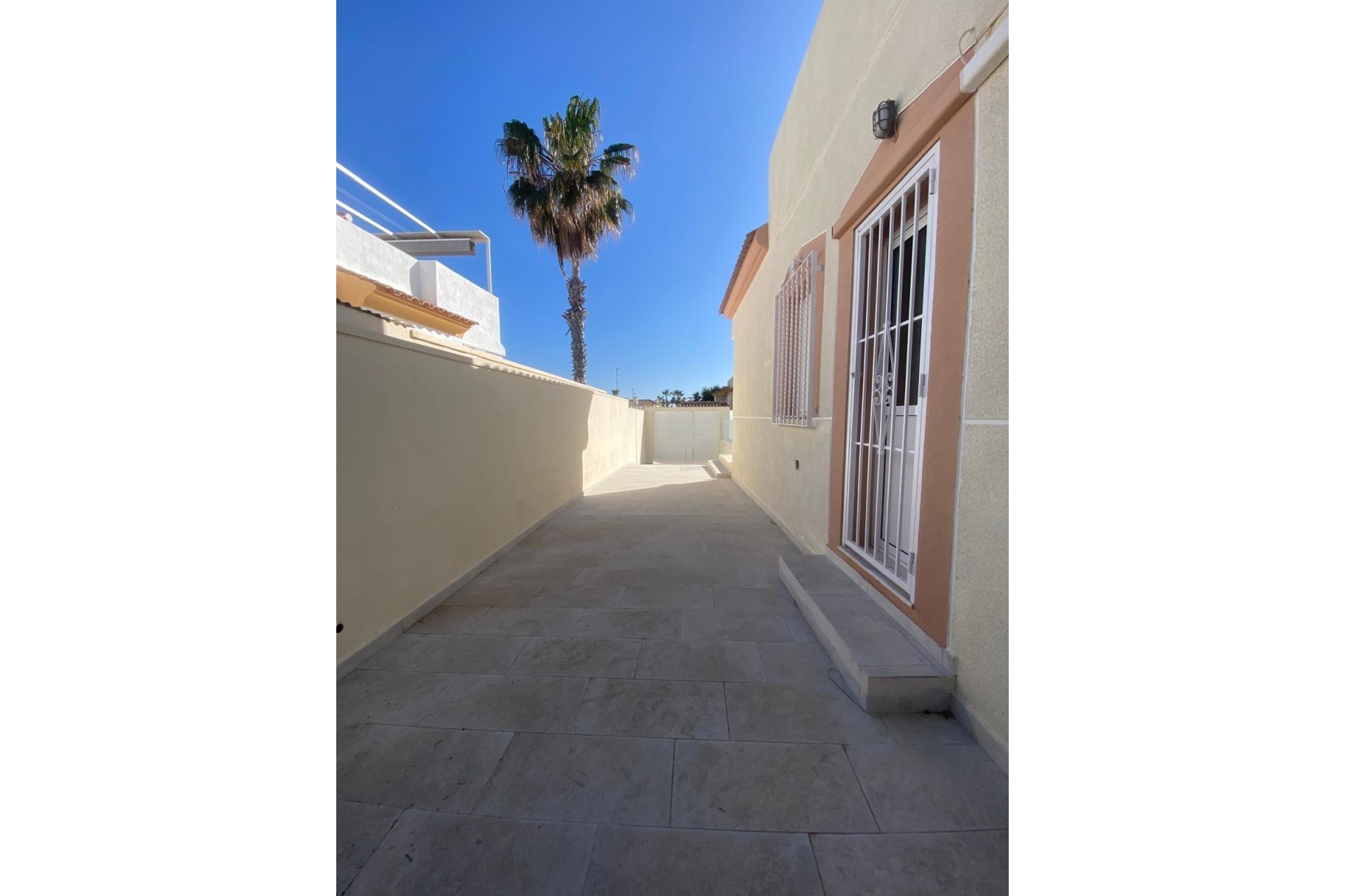 Resale - Villa - Torrevieja - Torreblanca