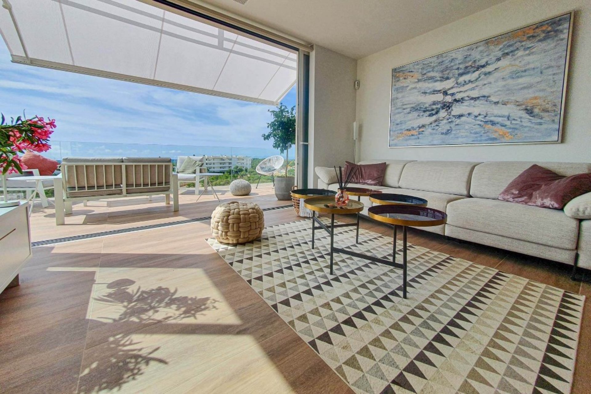 Reventa - Apartamento - Las Colinas - Las Colinas Golf