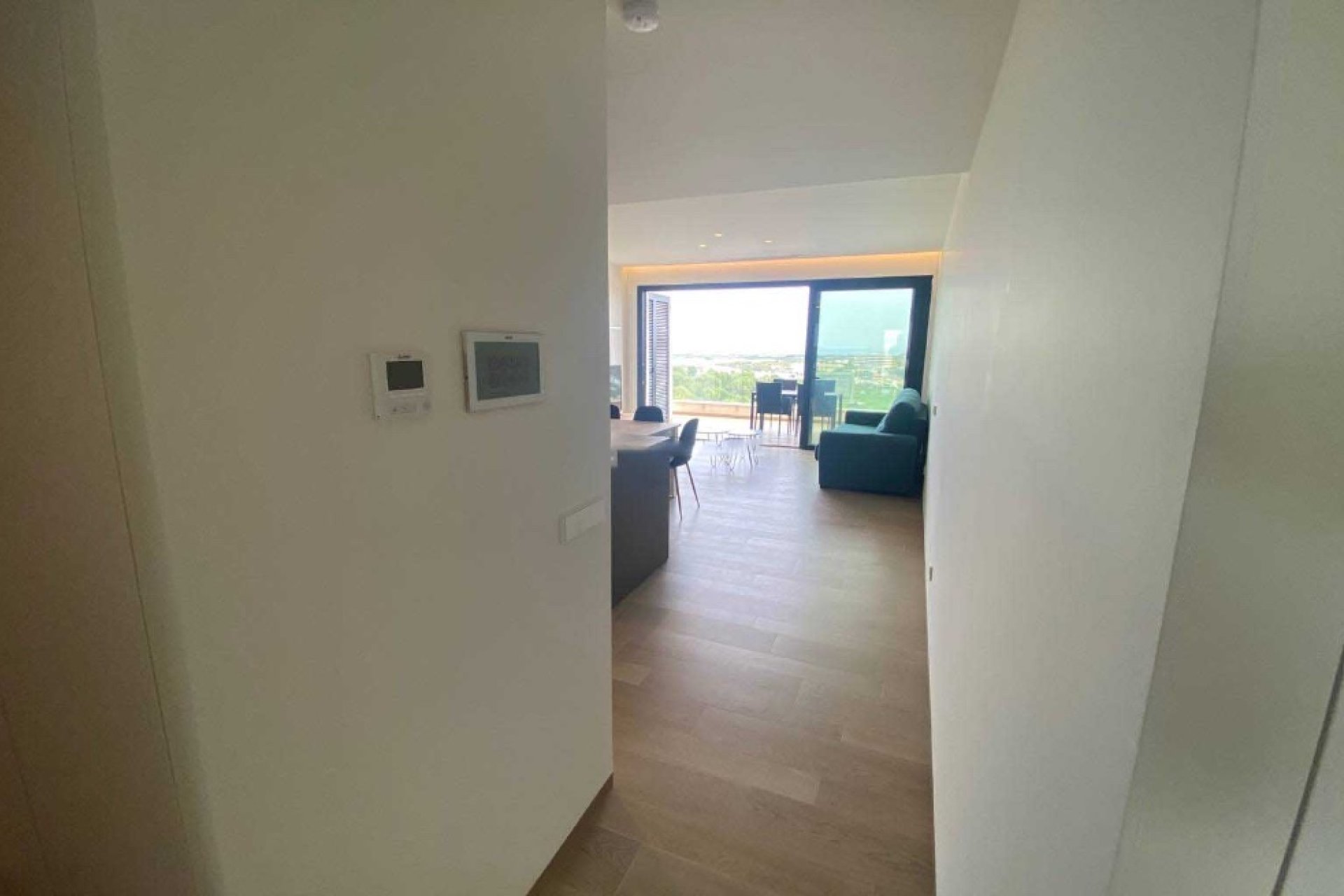 Reventa - Apartamento - Las Colinas - Las Colinas Golf