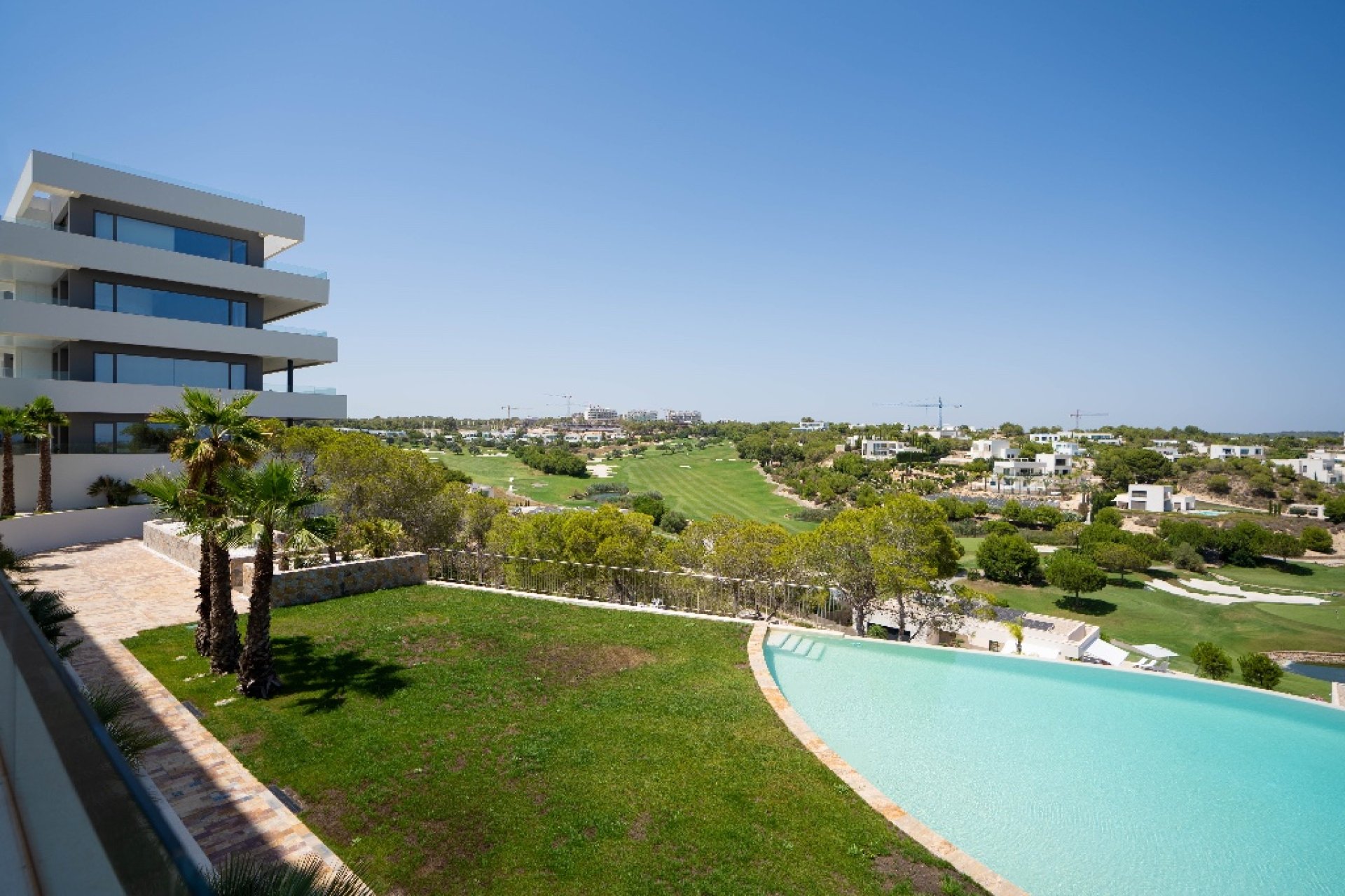 Reventa - Apartamento - Las Colinas - Las Colinas Golf