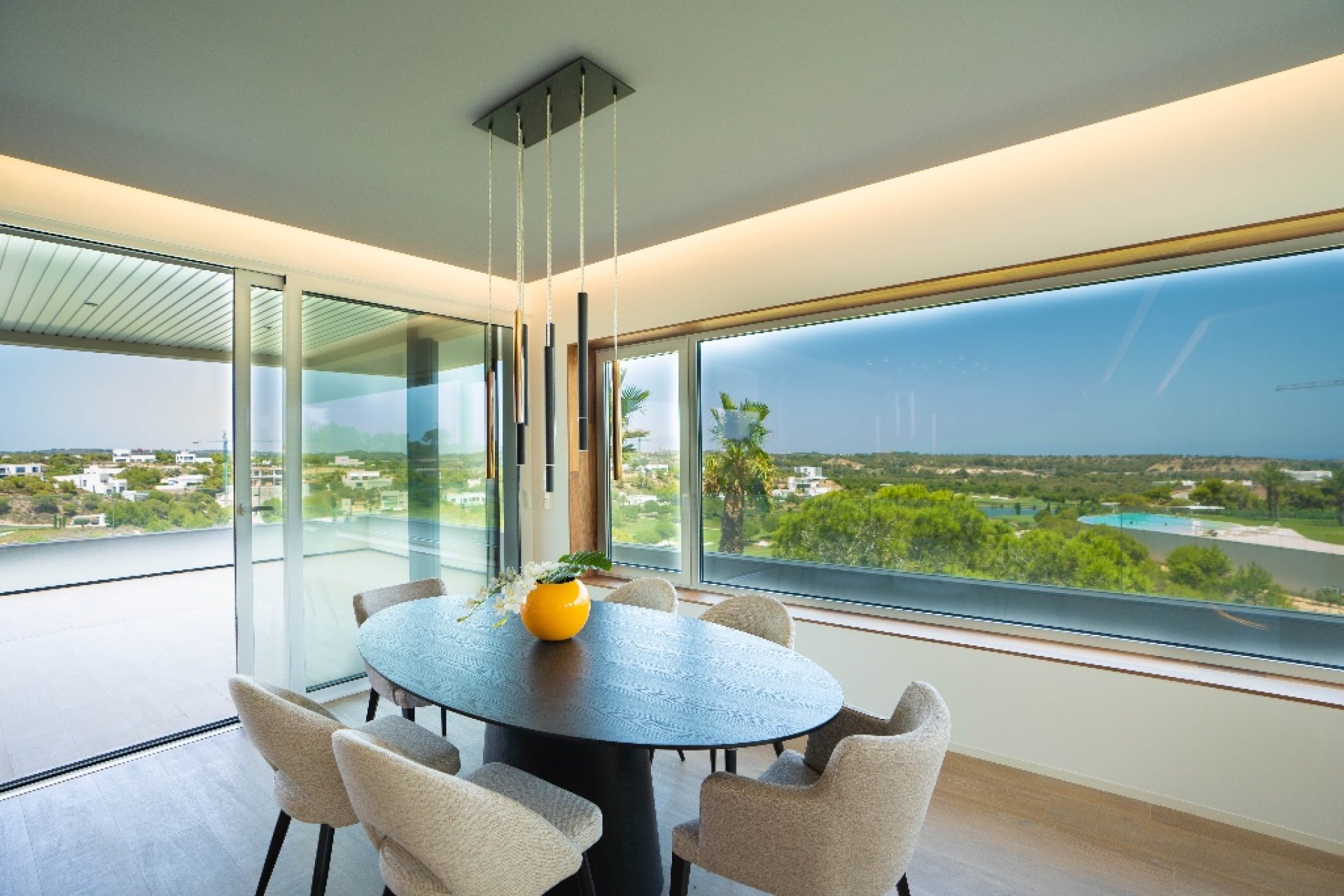 Reventa - Apartamento - Las Colinas - Las Colinas Golf