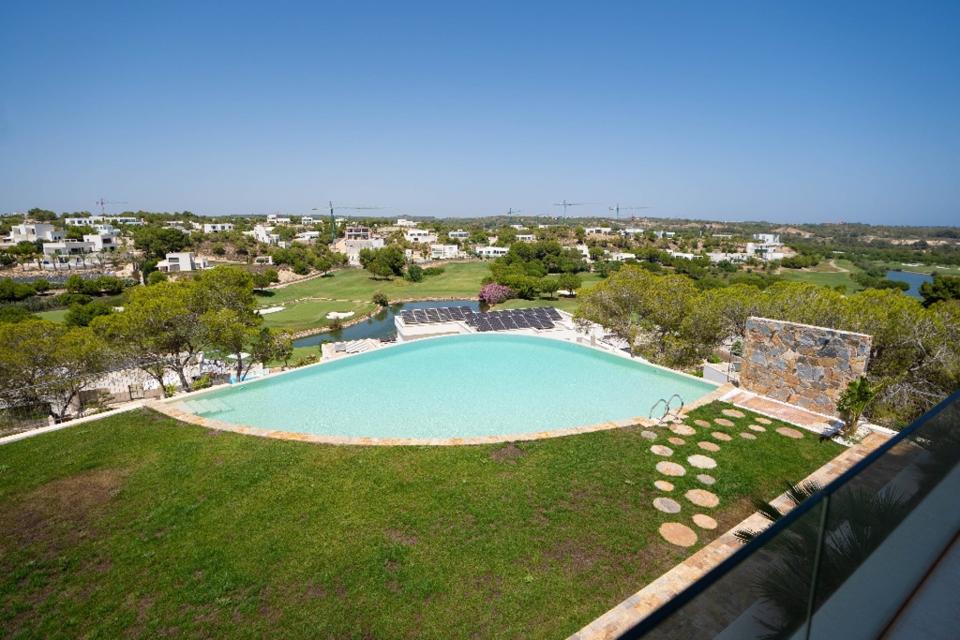 Reventa - Apartamento - Las Colinas - Las Colinas Golf