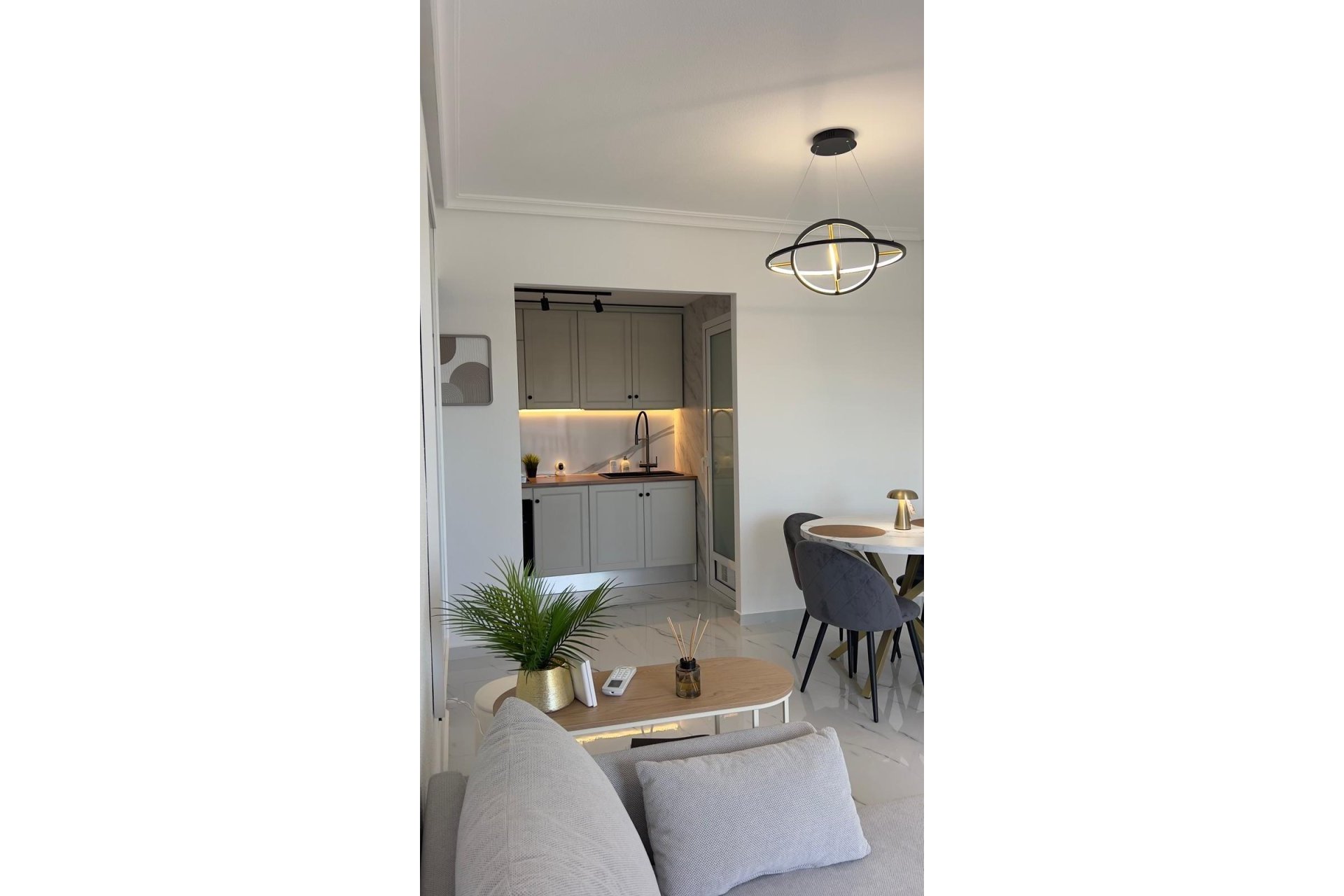 Reventa - Apartamento - Orihuela Costa - La Regia