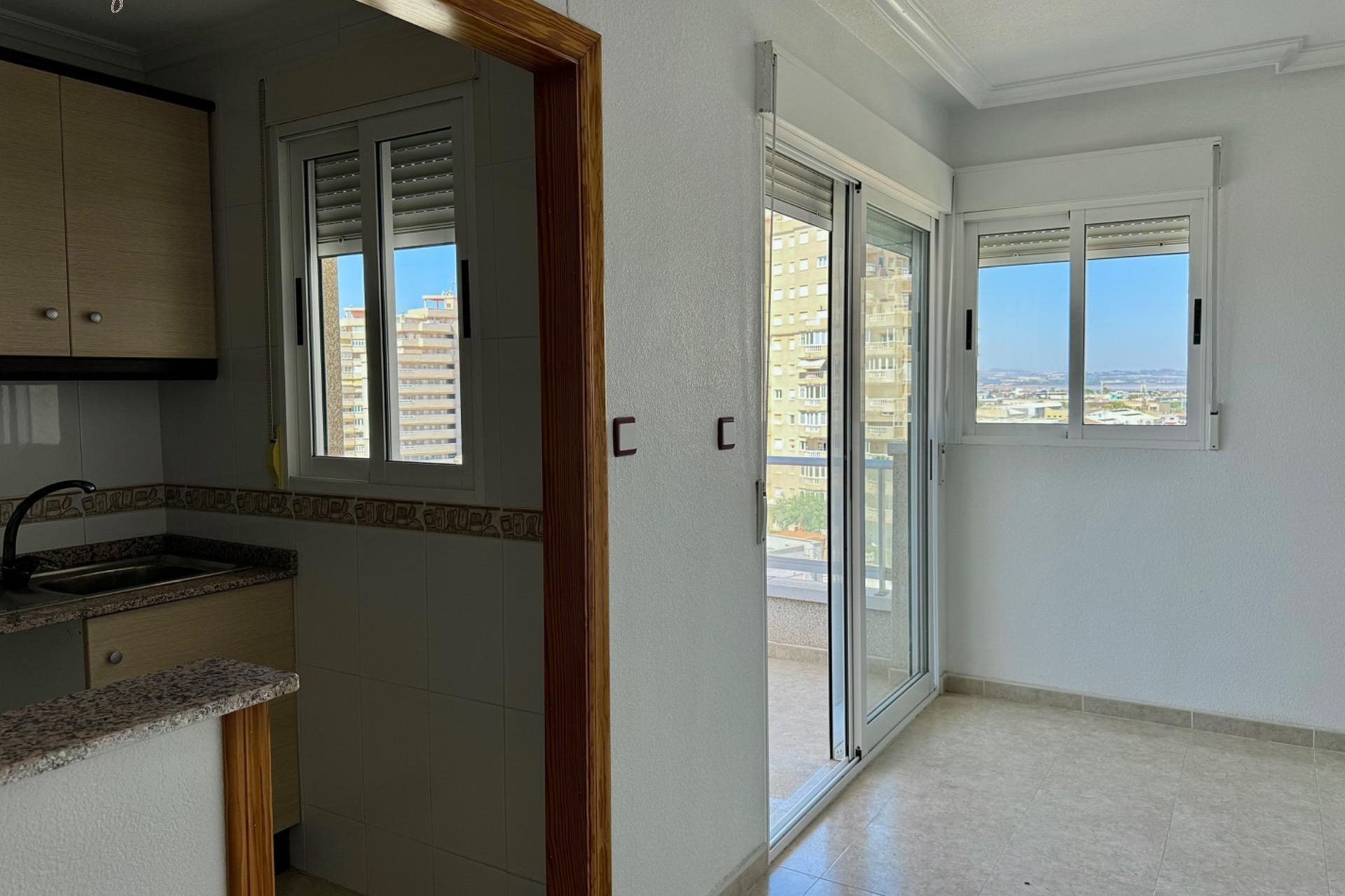 Reventa - Apartamento - Torrevieja - Aguas nuevas 1