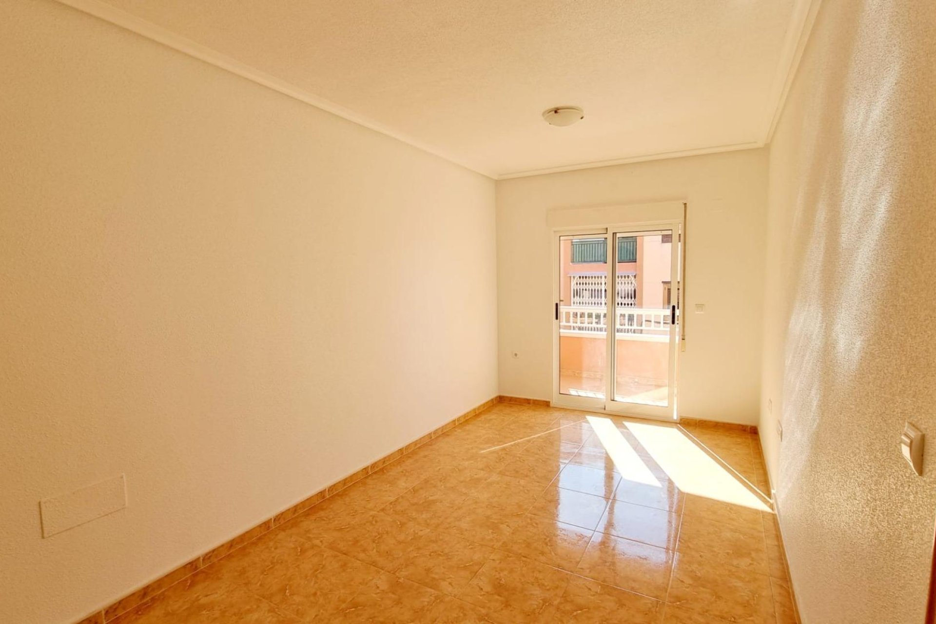 Reventa - Apartamento - Torrevieja - Calas blanca