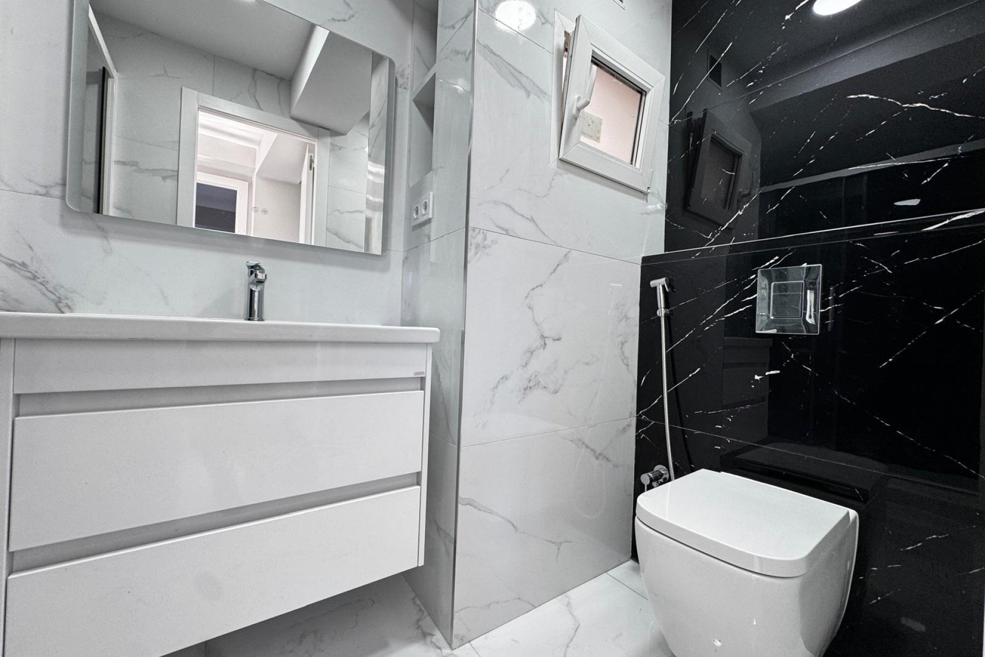 Reventa - Apartamento - Torrevieja - Centro