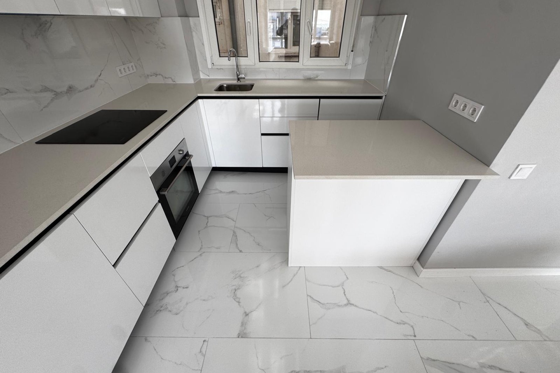 Reventa - Apartamento - Torrevieja - Centro