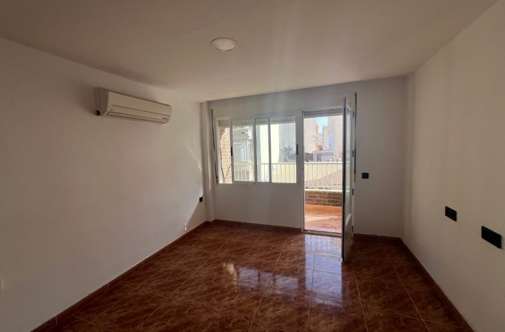 Reventa - Apartamento - Torrevieja - Centro