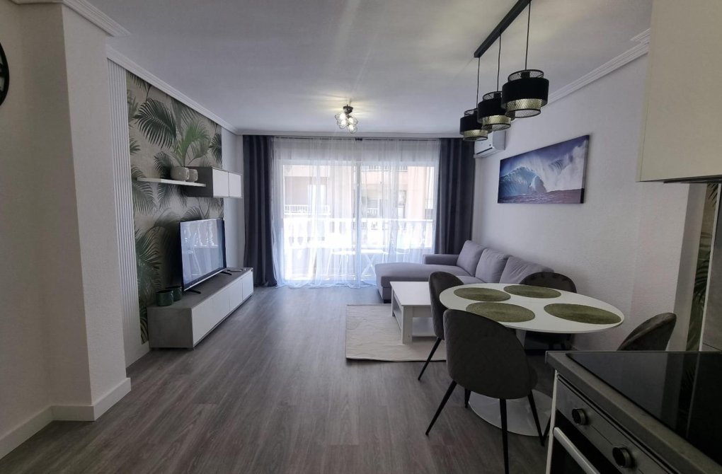 Reventa - Apartamento - Torrevieja - Centro