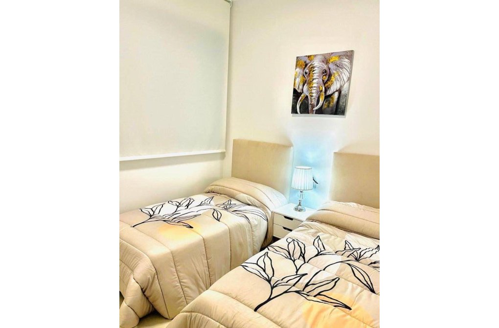 Reventa - Apartamento - Torrevieja - Estacion de autobuses