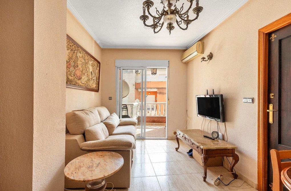 Reventa - Apartamento - Torrevieja - Estacion de autobuses