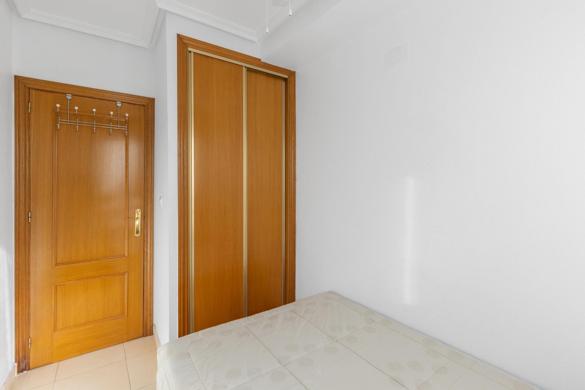 Reventa - Apartamento - Torrevieja - Estacion de autobuses