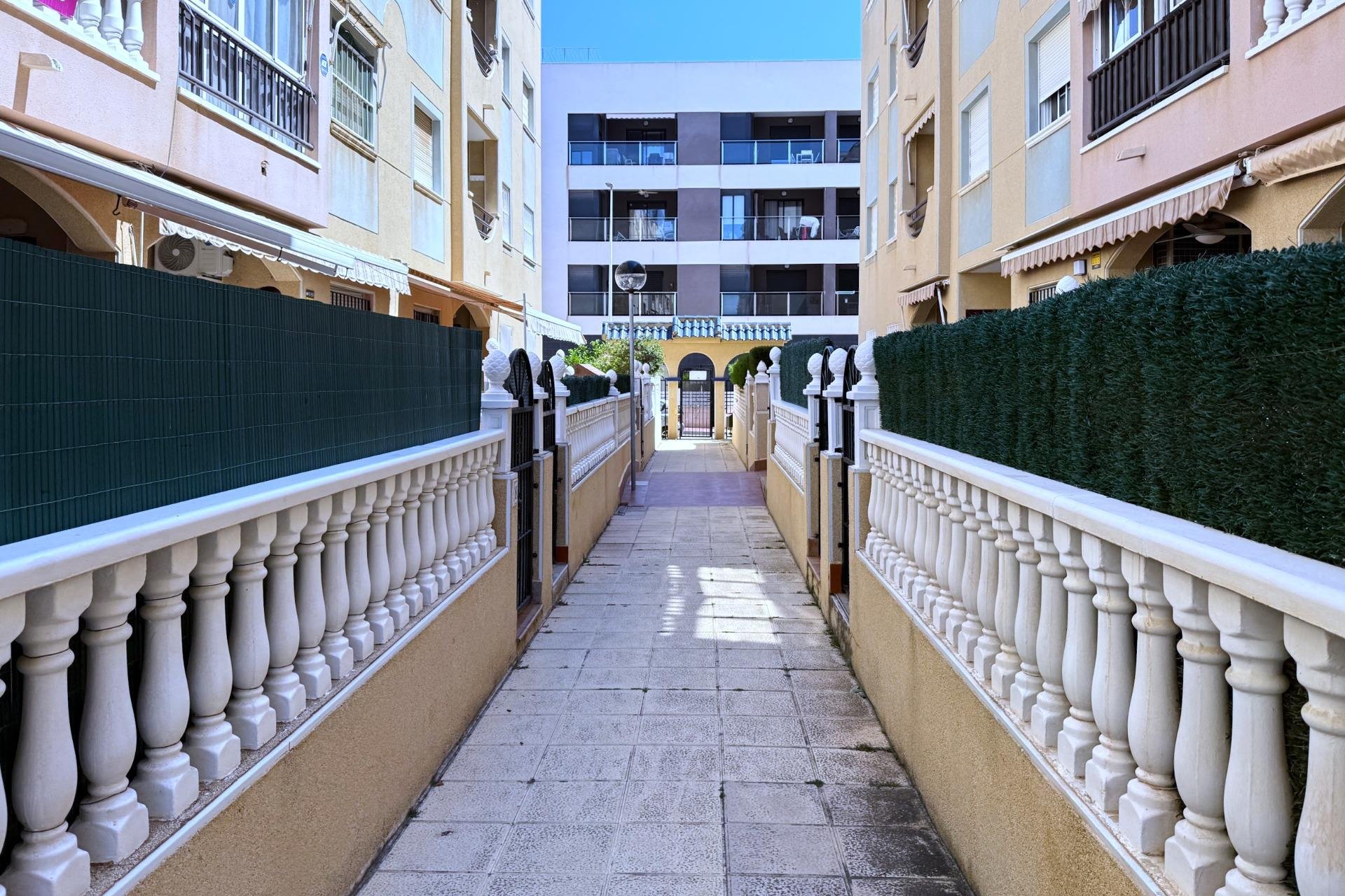 Reventa - Apartamento - Torrevieja - La Mata pueblo