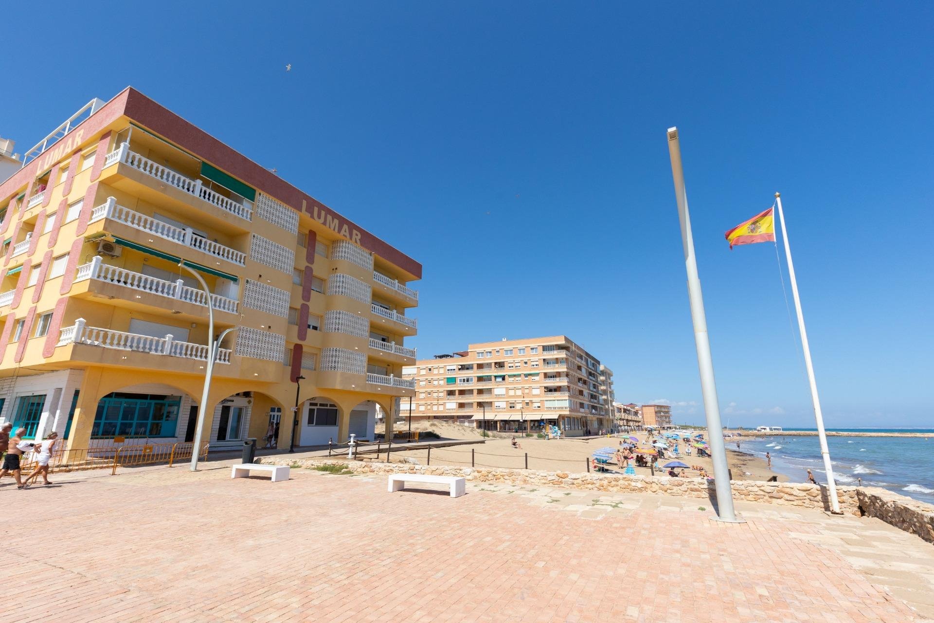 Reventa - Apartamento - Torrevieja - La Mata pueblo