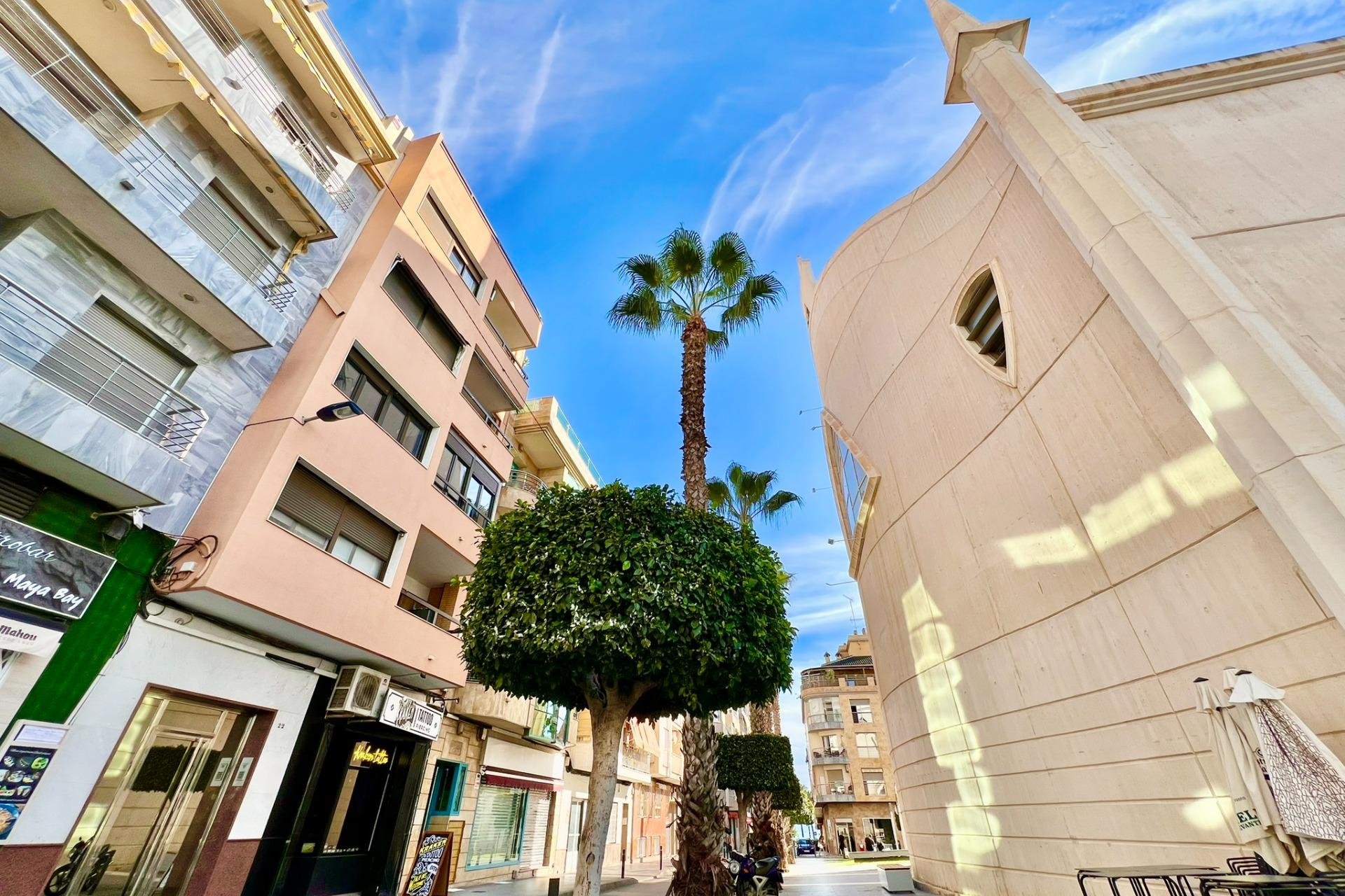 Reventa - Apartamento - Torrevieja - Las Piscinas Naturales